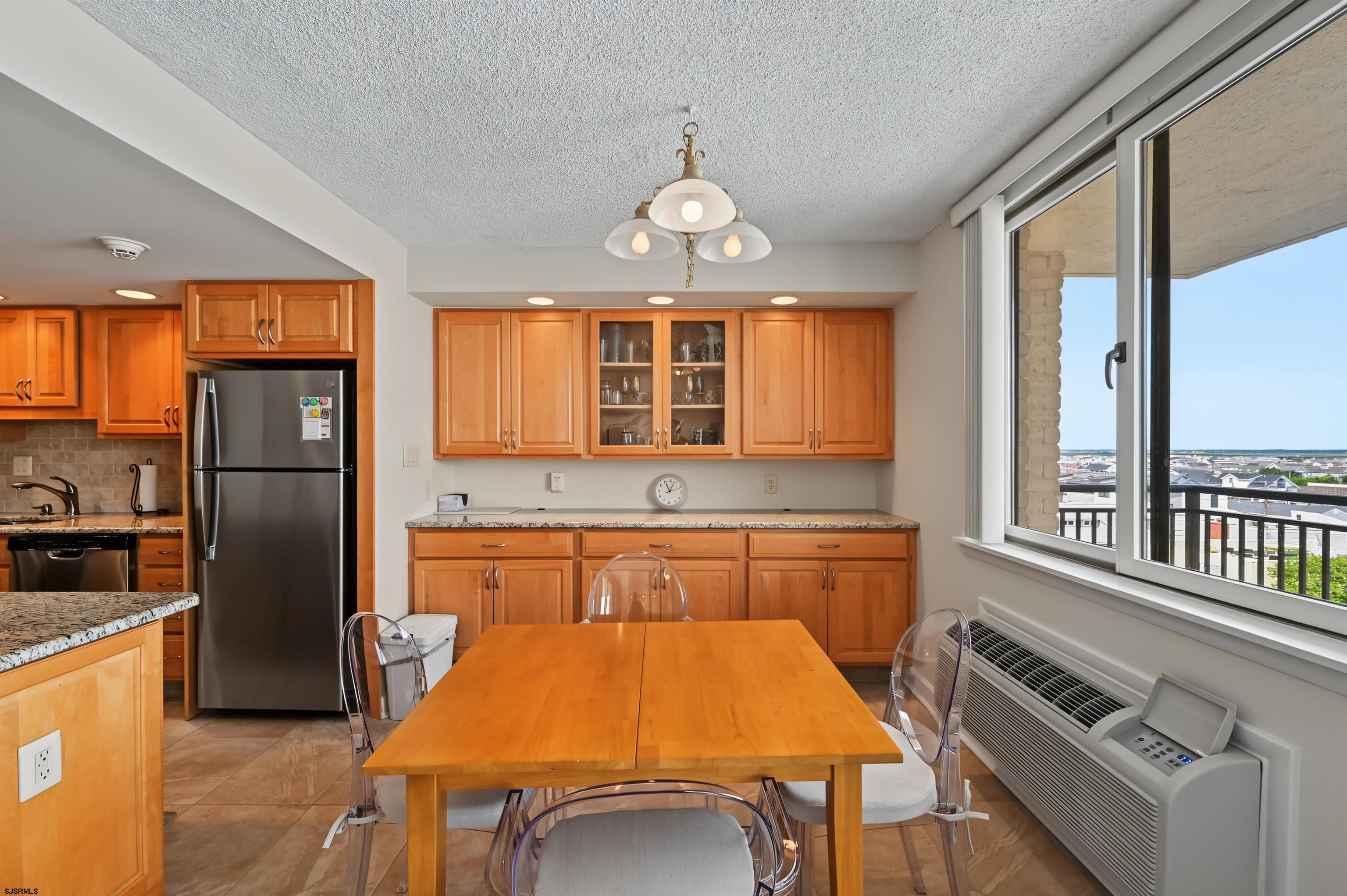 9600 Atlantic Ave Unit: 611