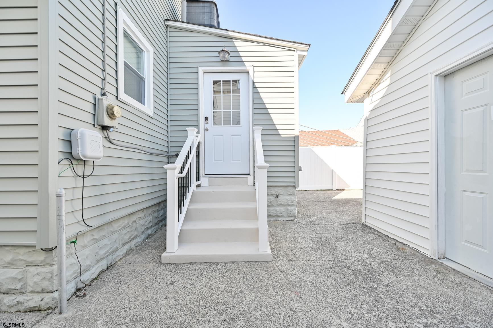 203 N Somerset Ave