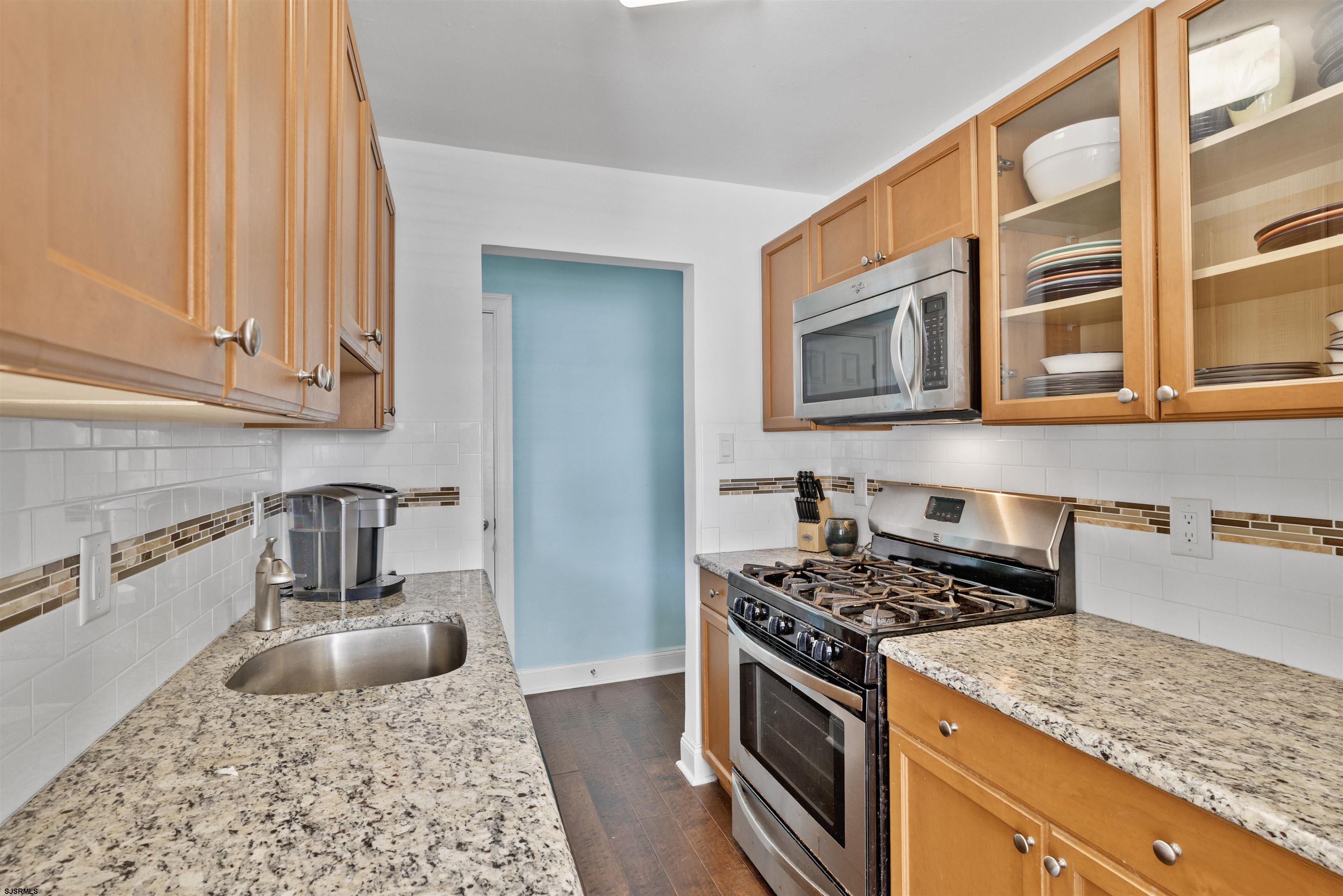 113 N Derby Ave