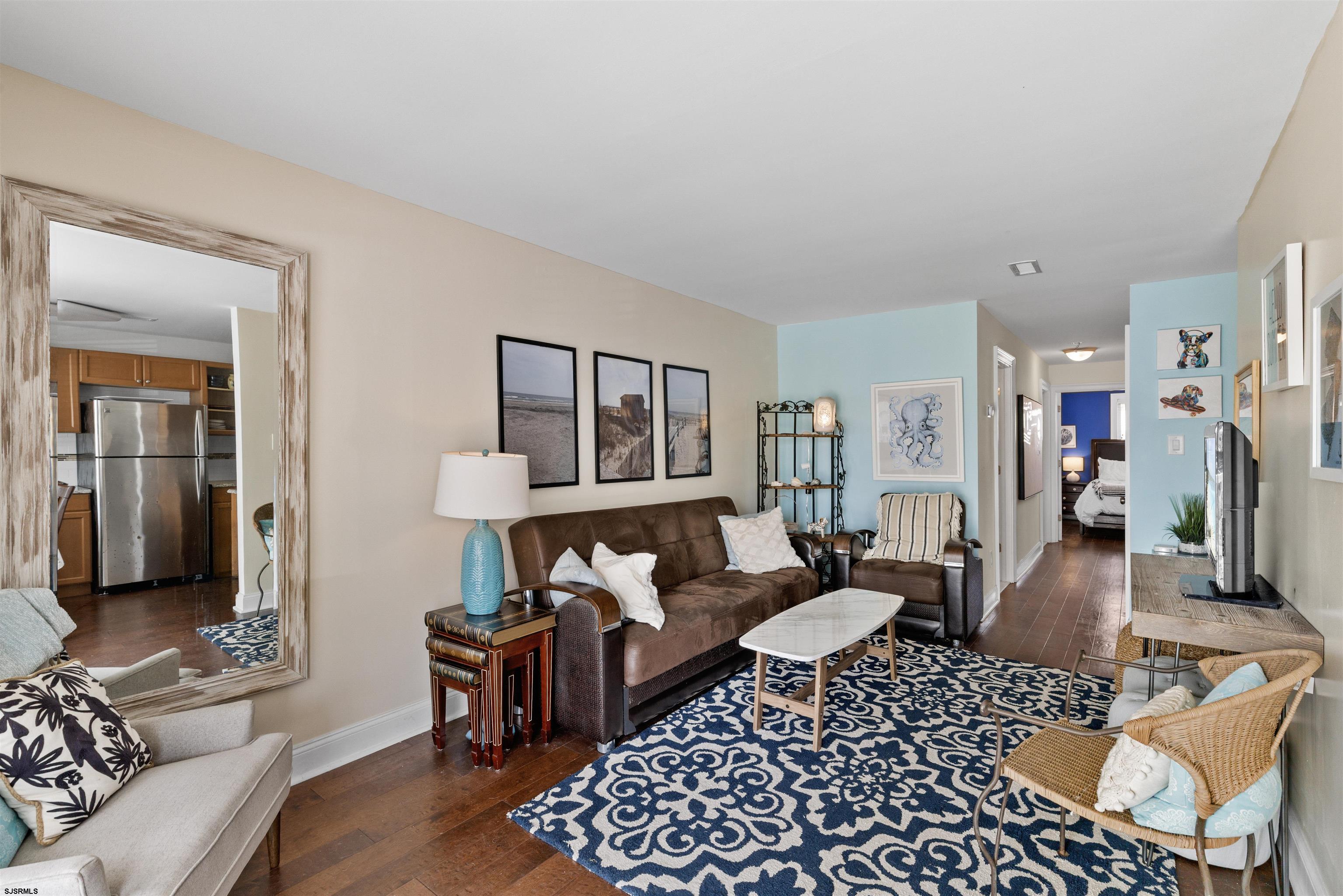 113 N Derby Ave
