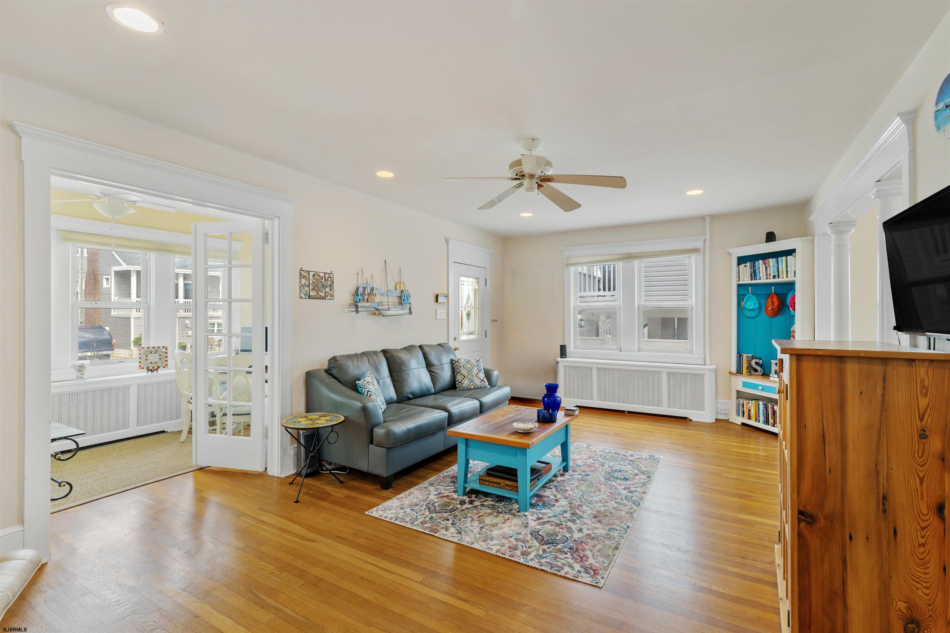 12 N Wyoming Ave
