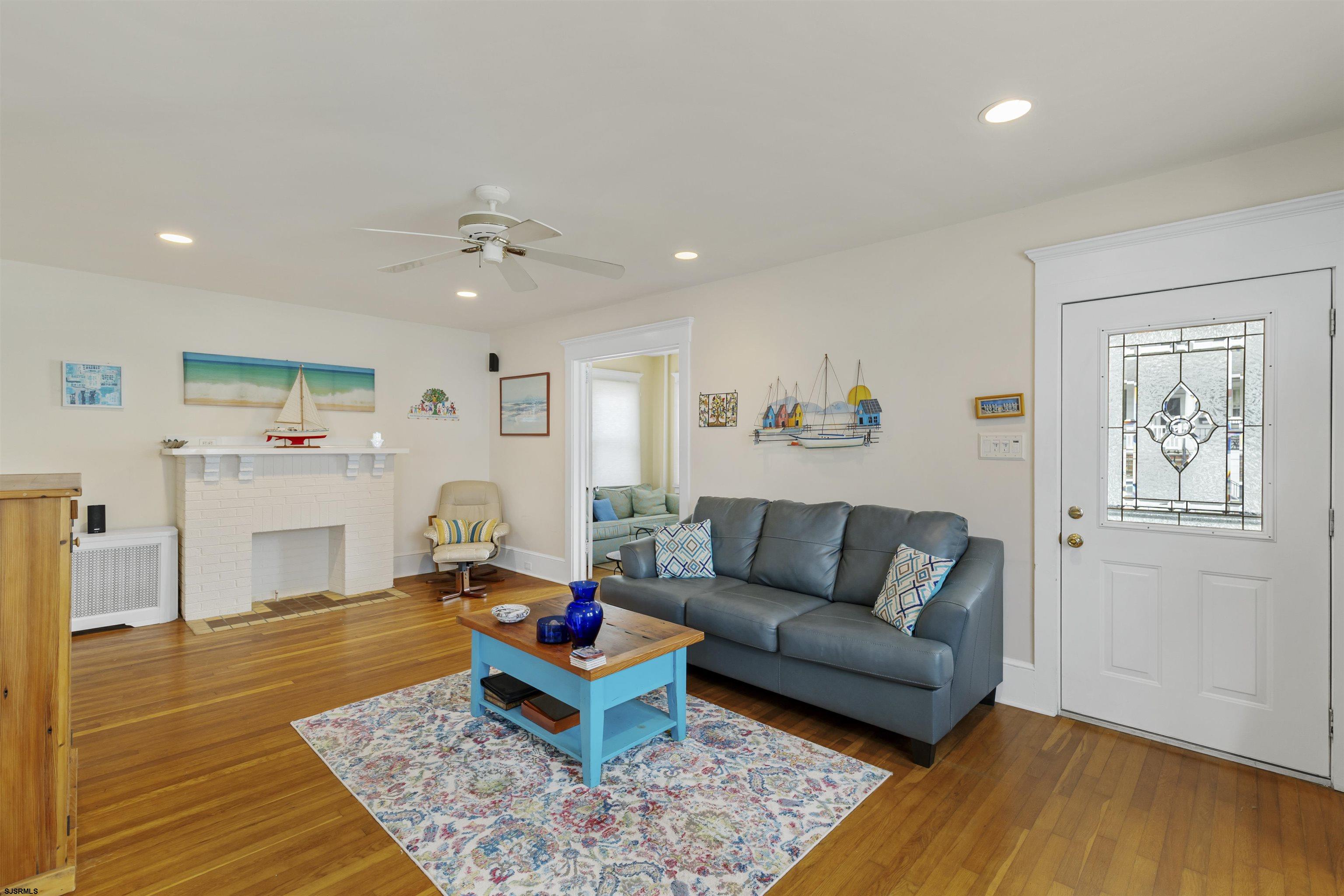 12 N Wyoming Ave