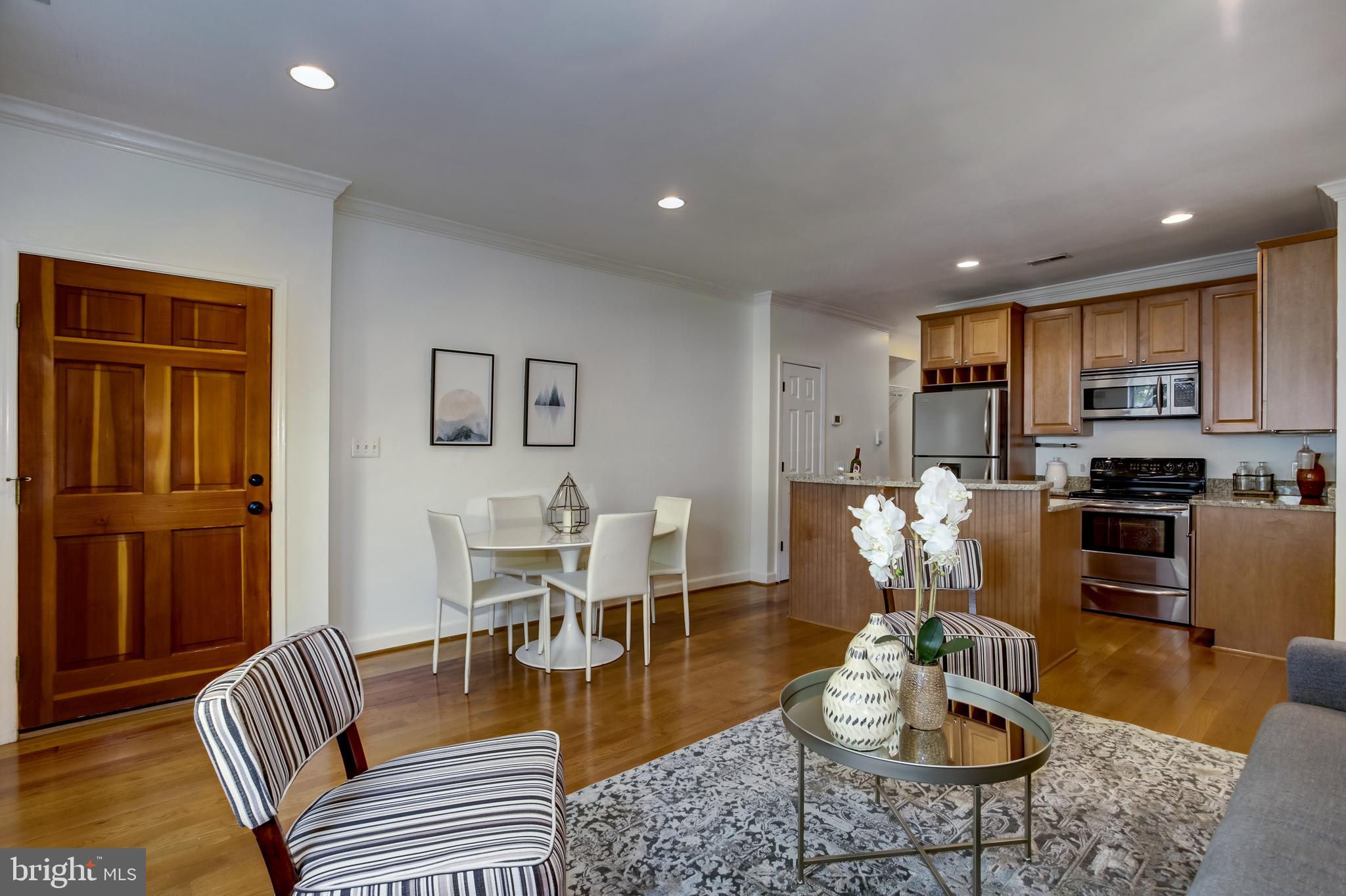 1513 CONSTITUTION AVE NE #2