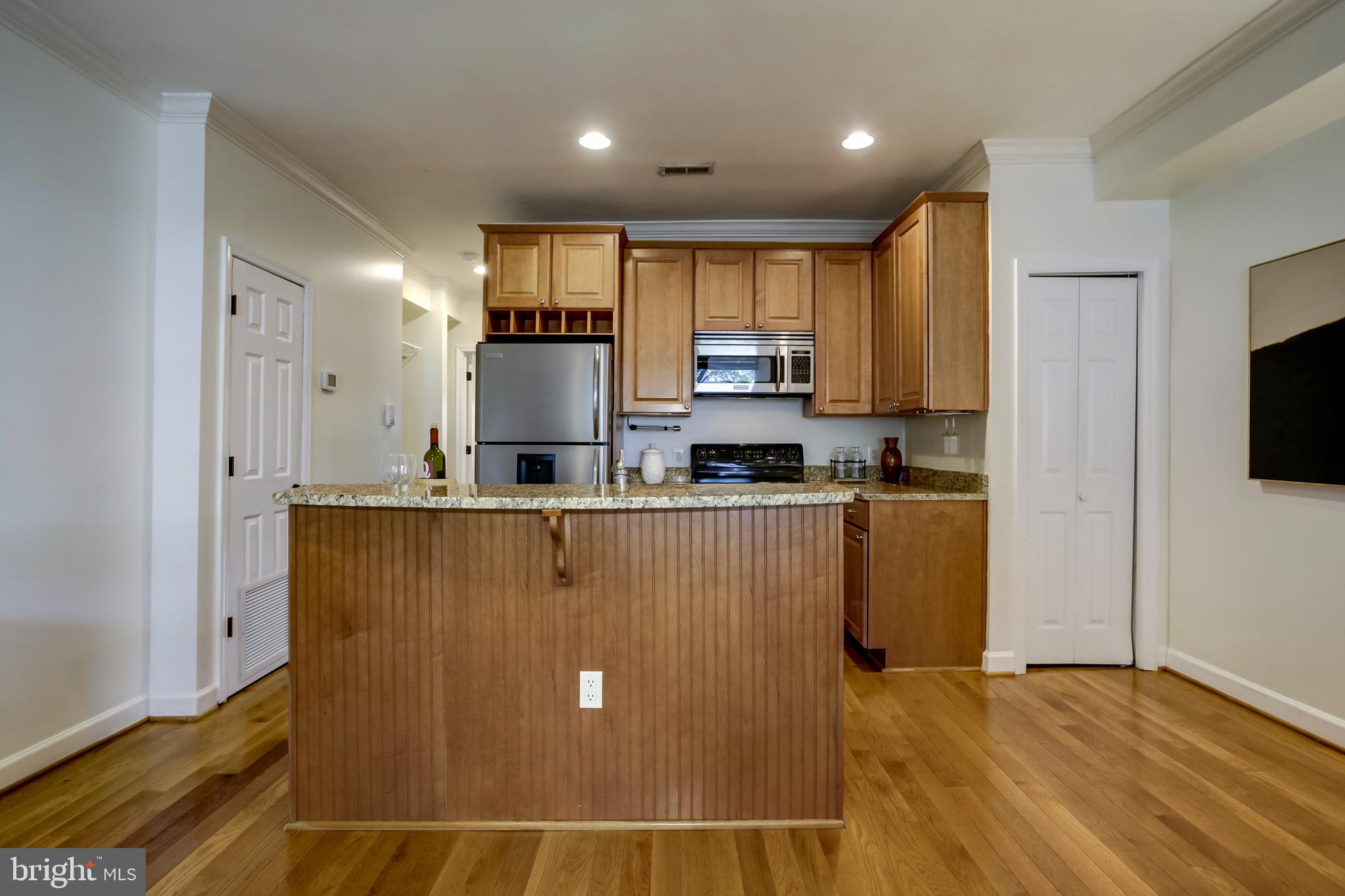 1513 CONSTITUTION AVE NE #2