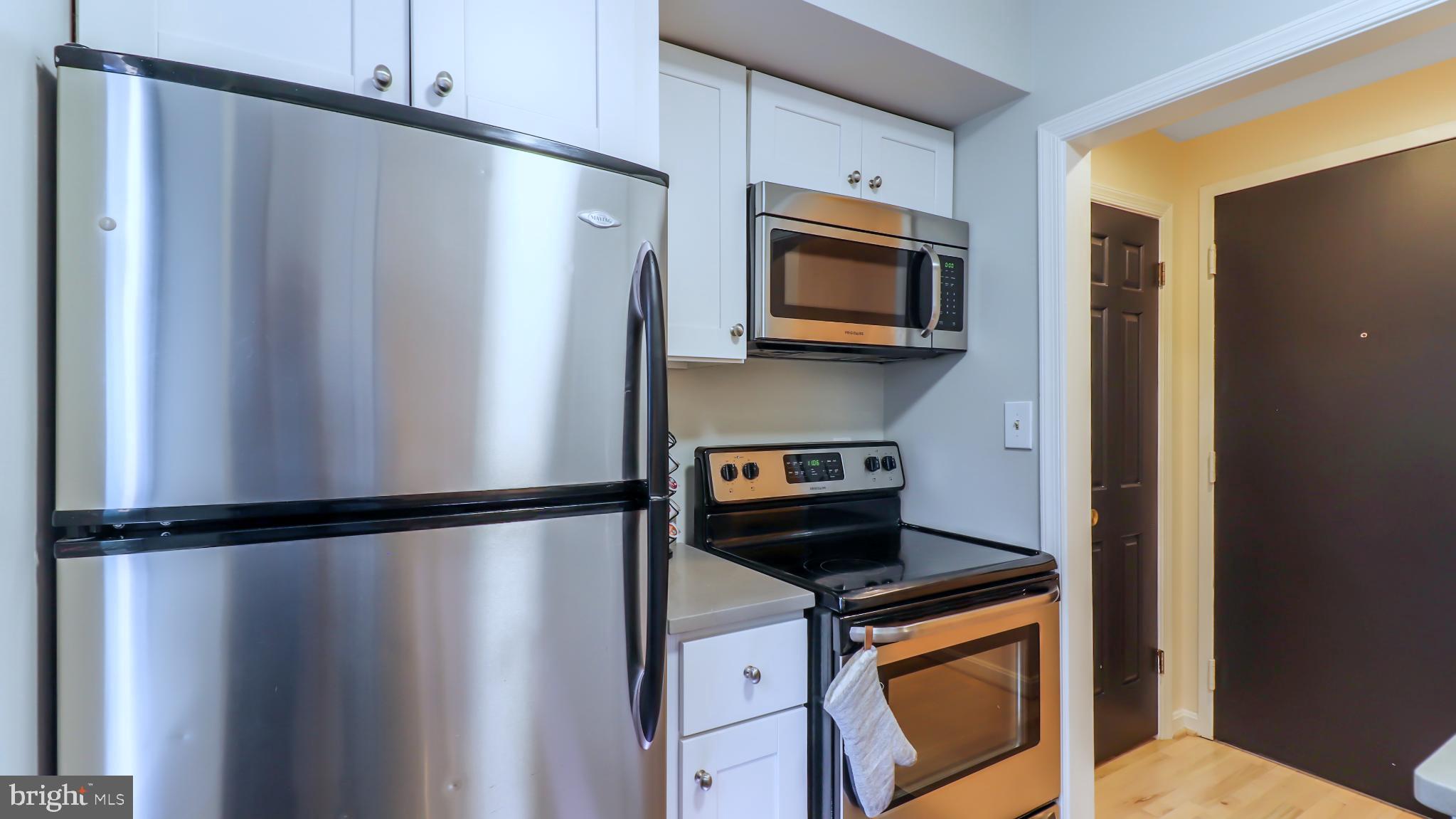 1812 VERNON ST NW #1