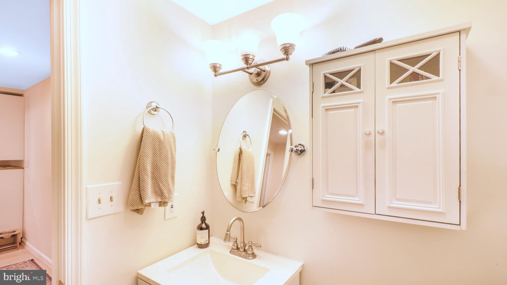 1812 VERNON ST NW #1