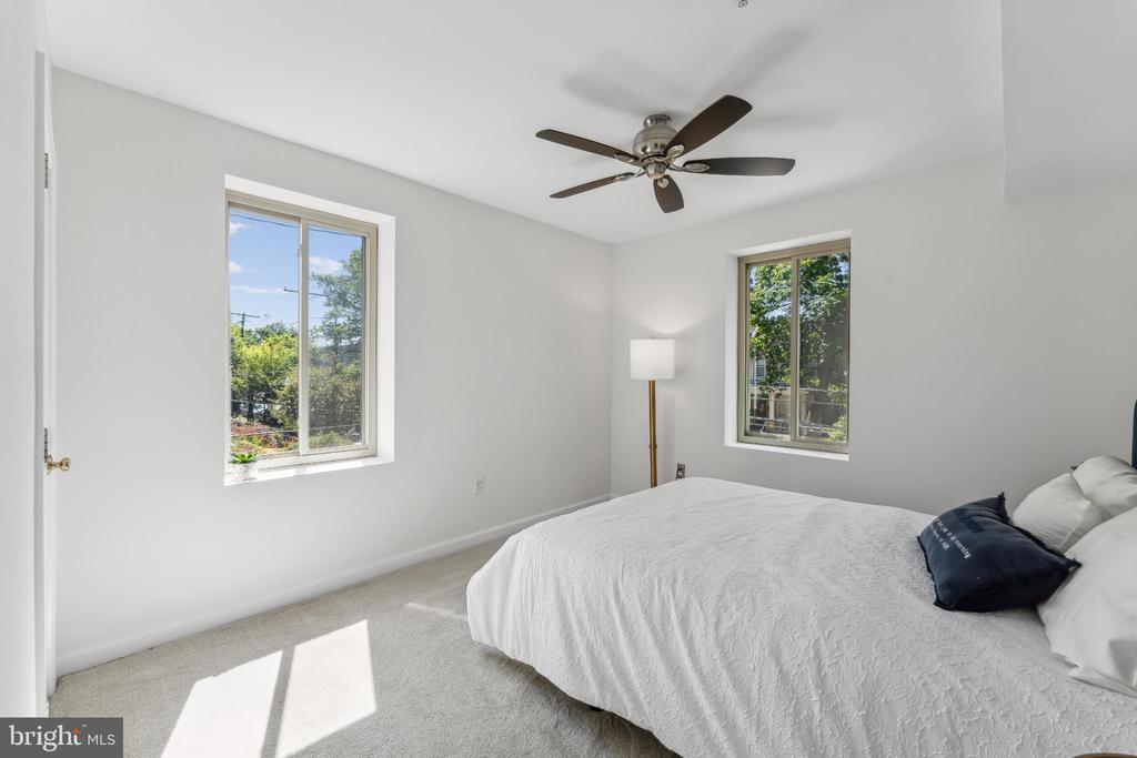 5403 9TH STREET NW 204