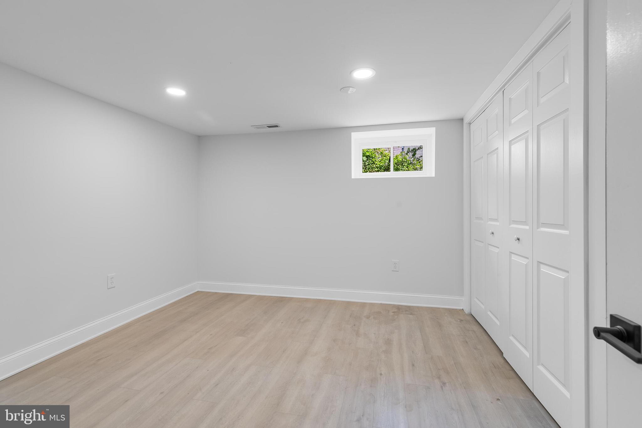 6818 Connecticut Ave