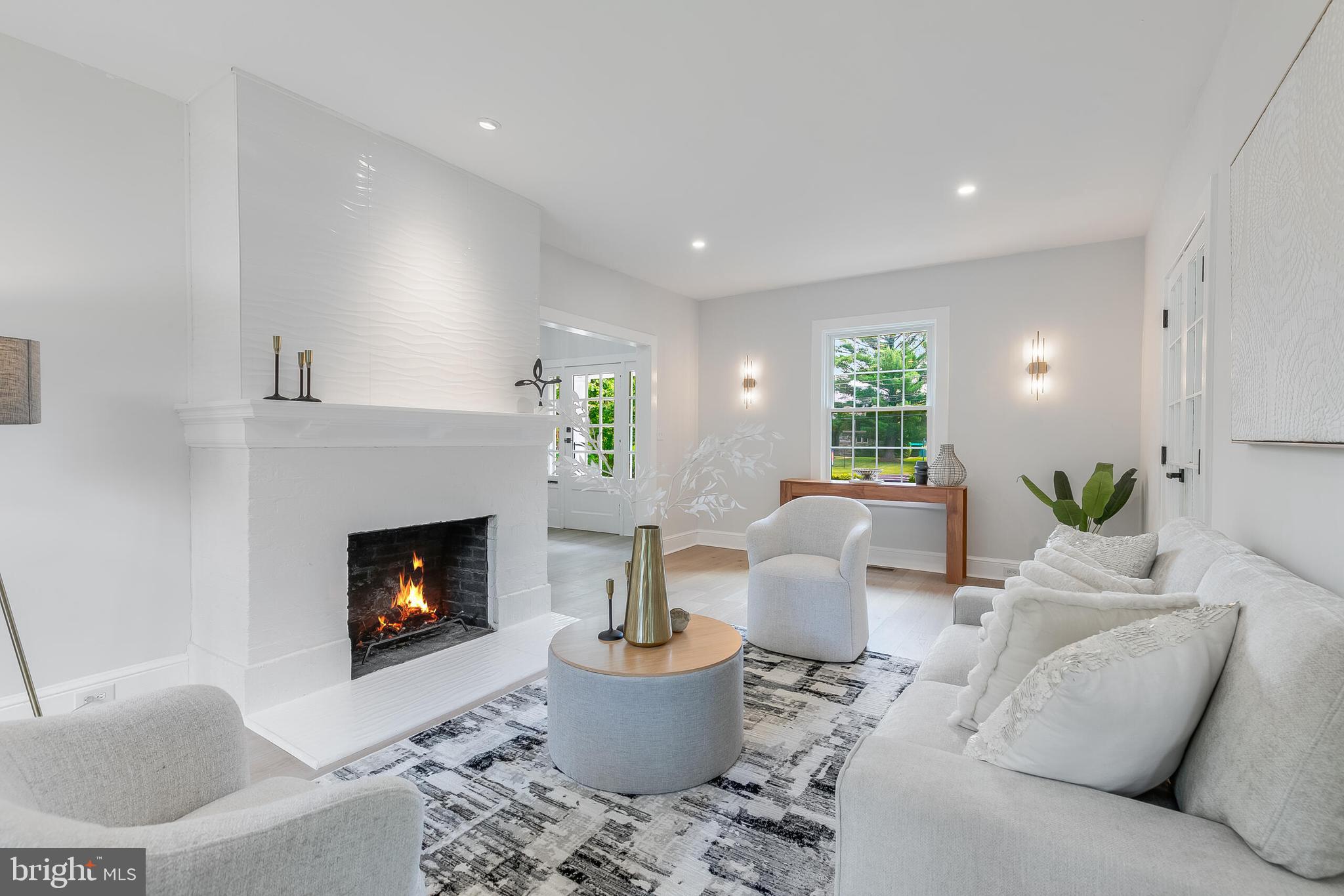 6818 Connecticut Ave