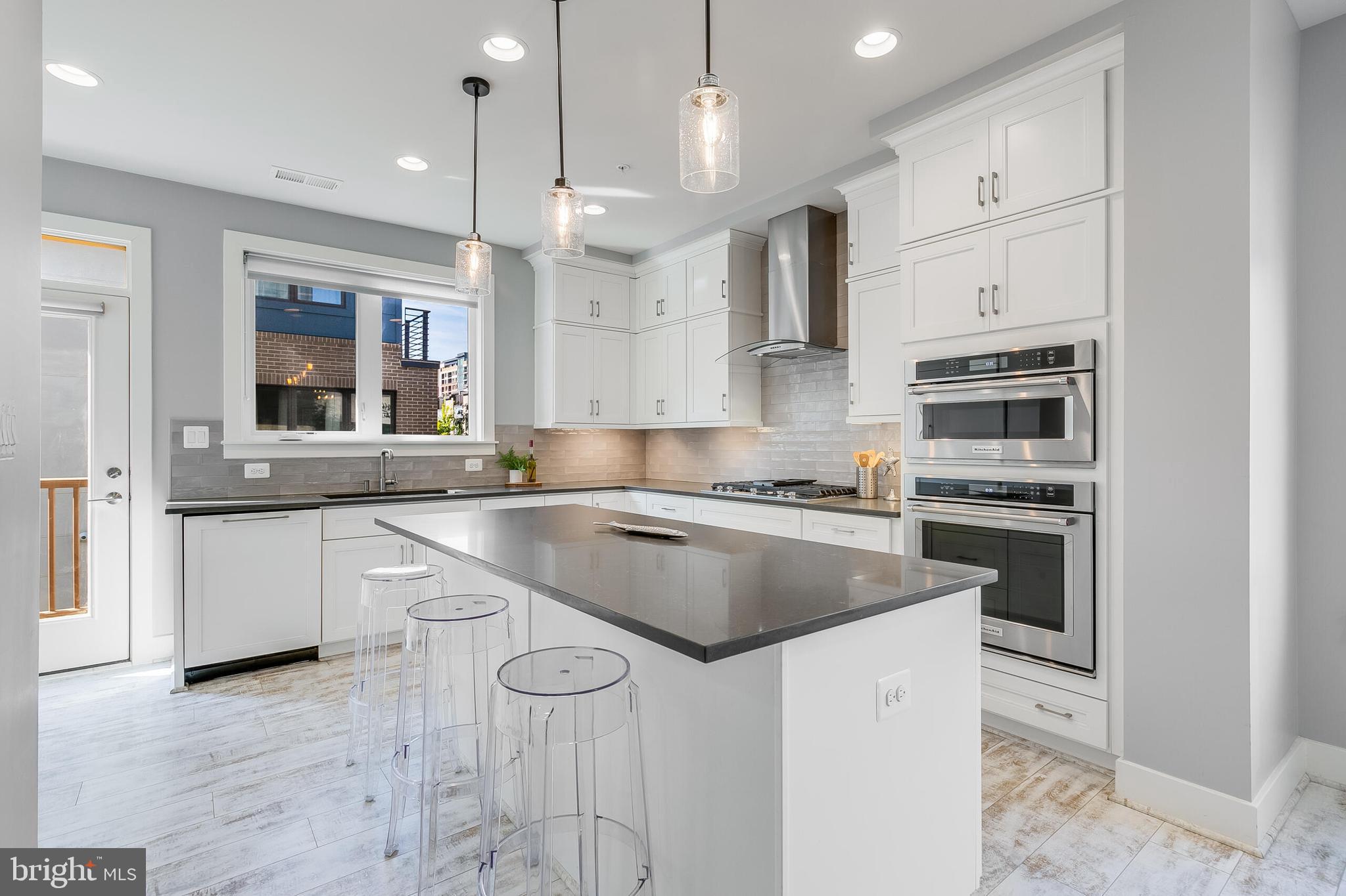 10412 BREUER STREET