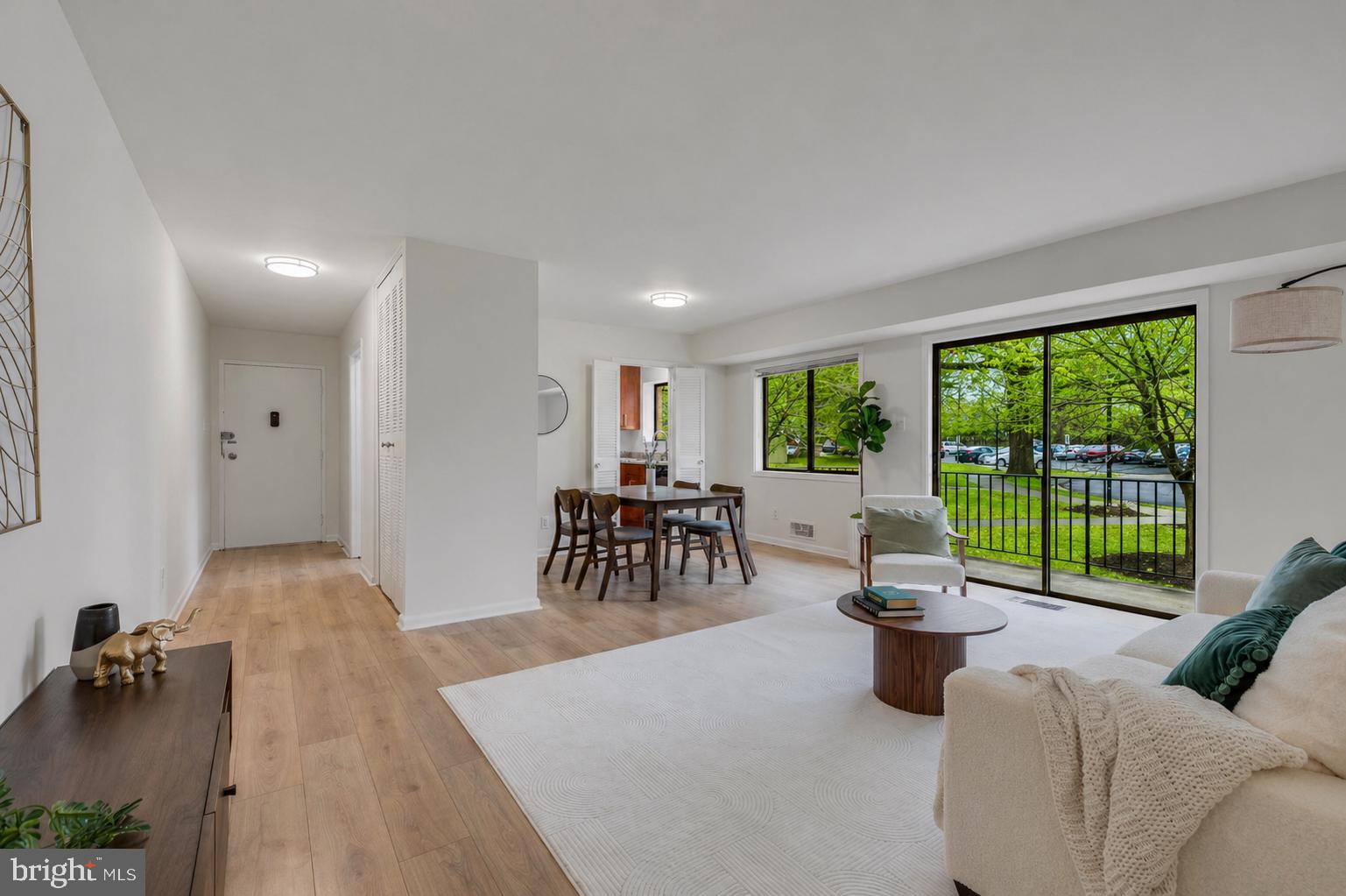 10636 MONTROSE AVENUE 101