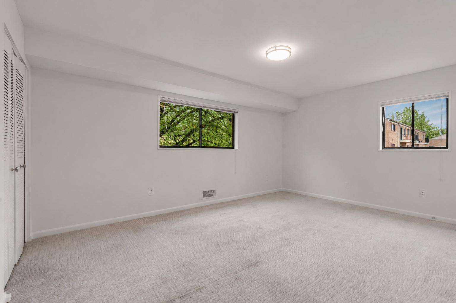 10636 MONTROSE AVENUE 101