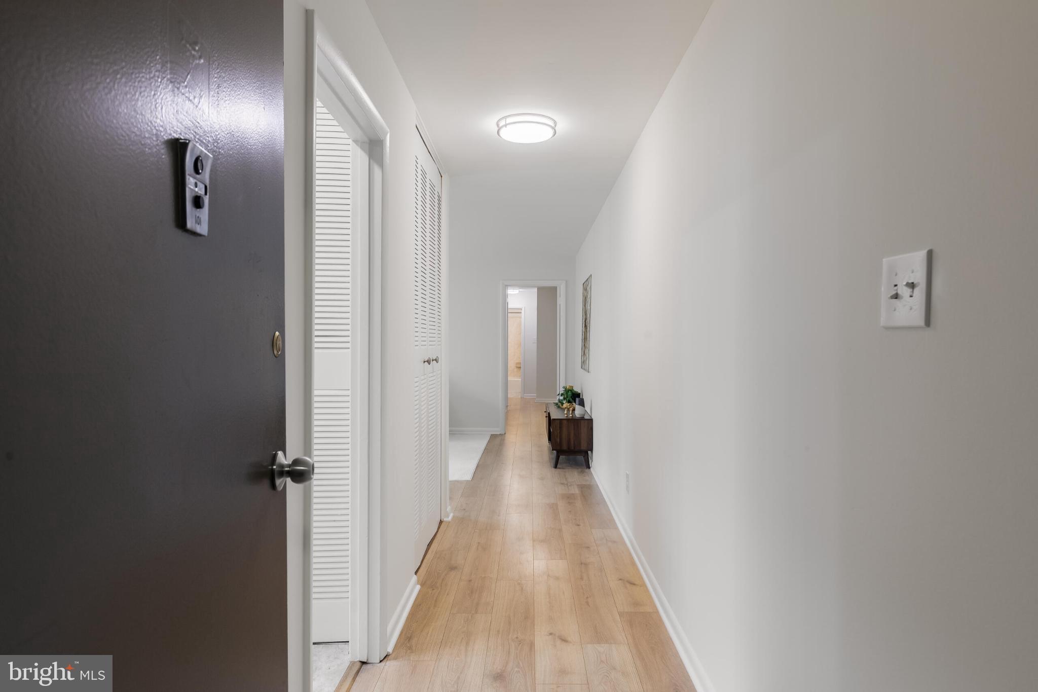 10636 MONTROSE AVENUE 101