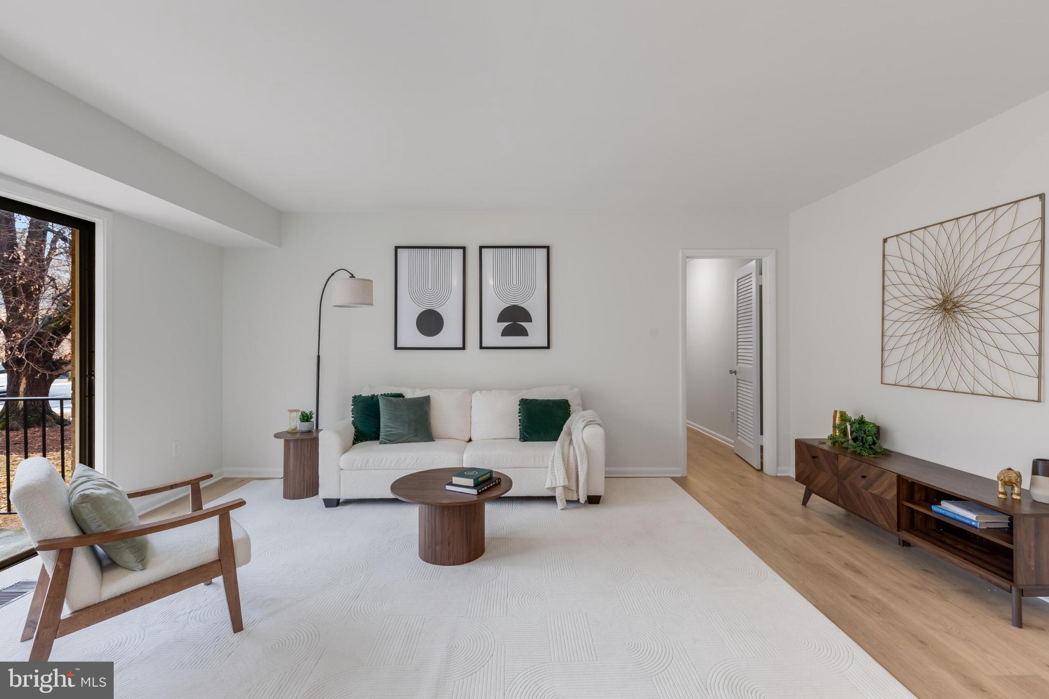 10636 MONTROSE AVENUE 101