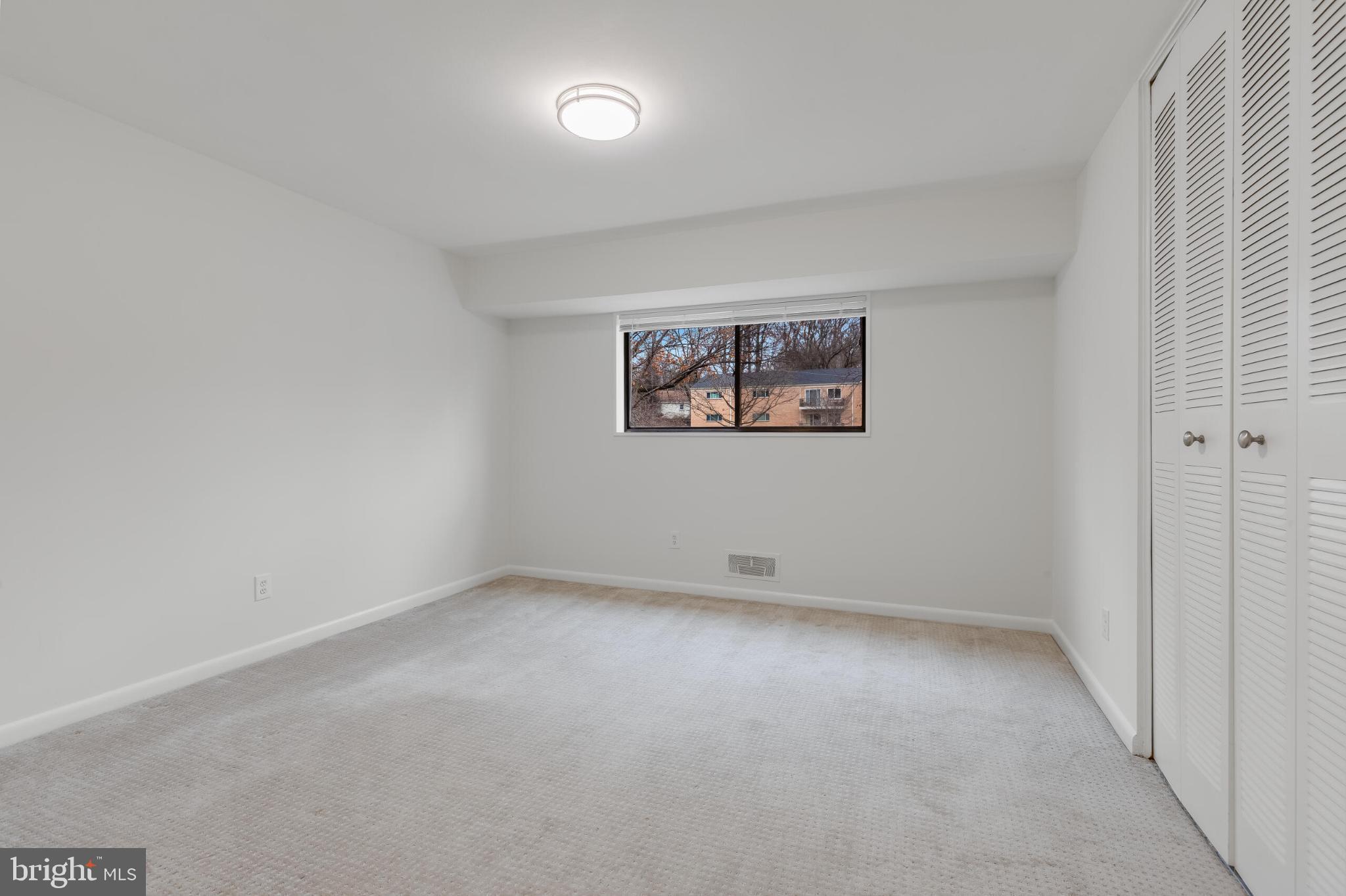 10636 MONTROSE AVENUE 101