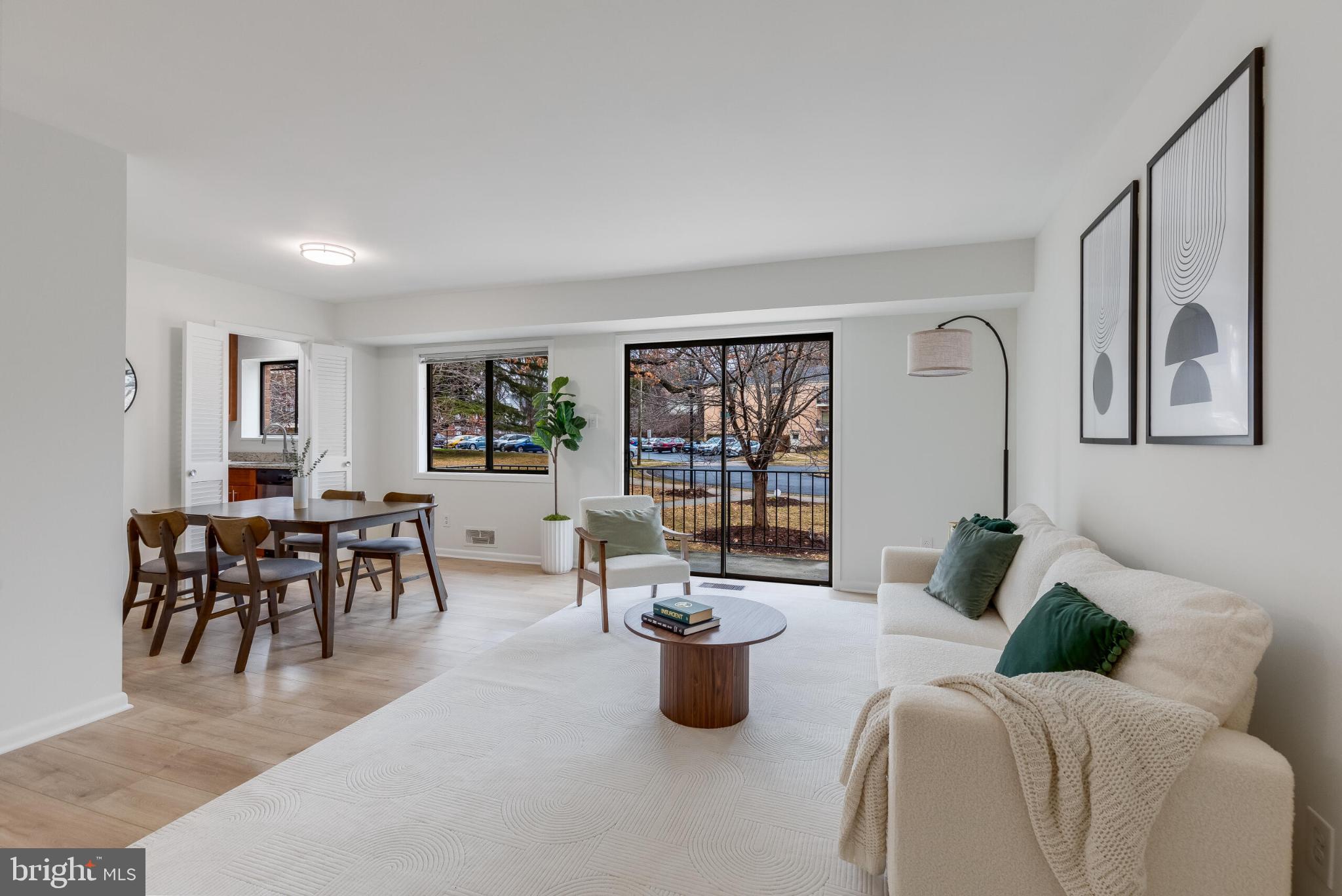 10636 MONTROSE AVENUE 101