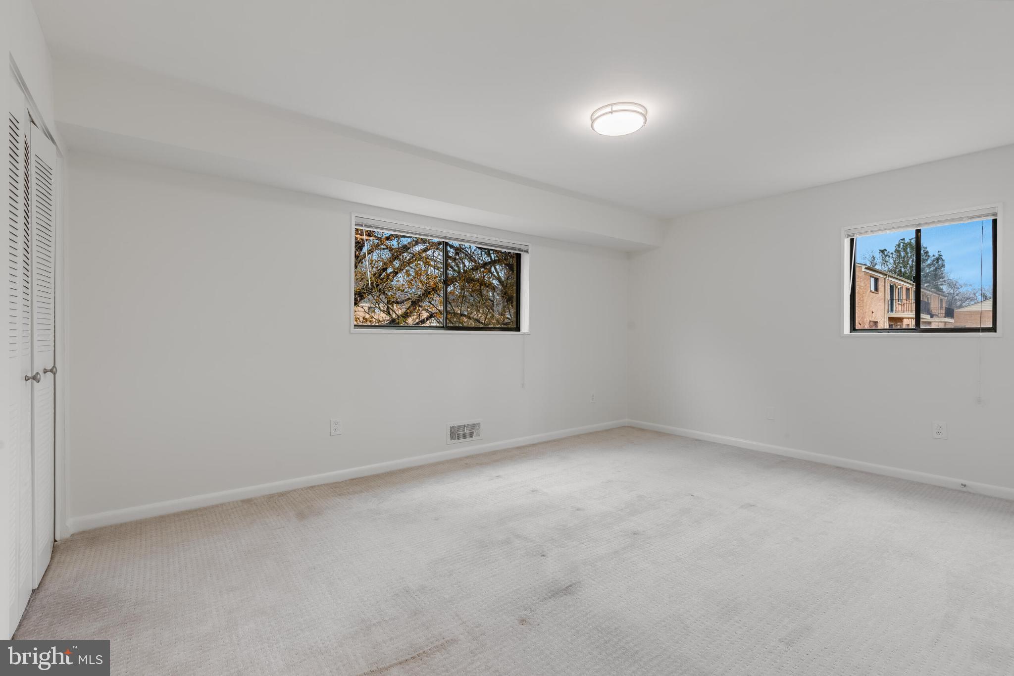 10636 MONTROSE AVENUE 101