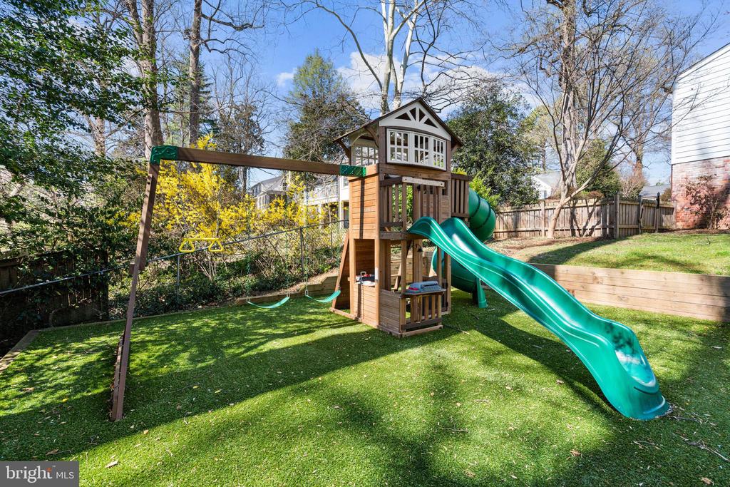 5112 SCARSDALE ROAD