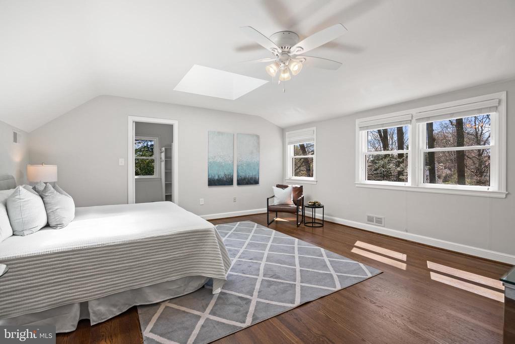 5112 SCARSDALE ROAD