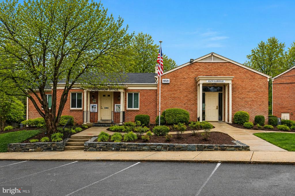 10524 WEYMOUTH STREET Unit: 202
