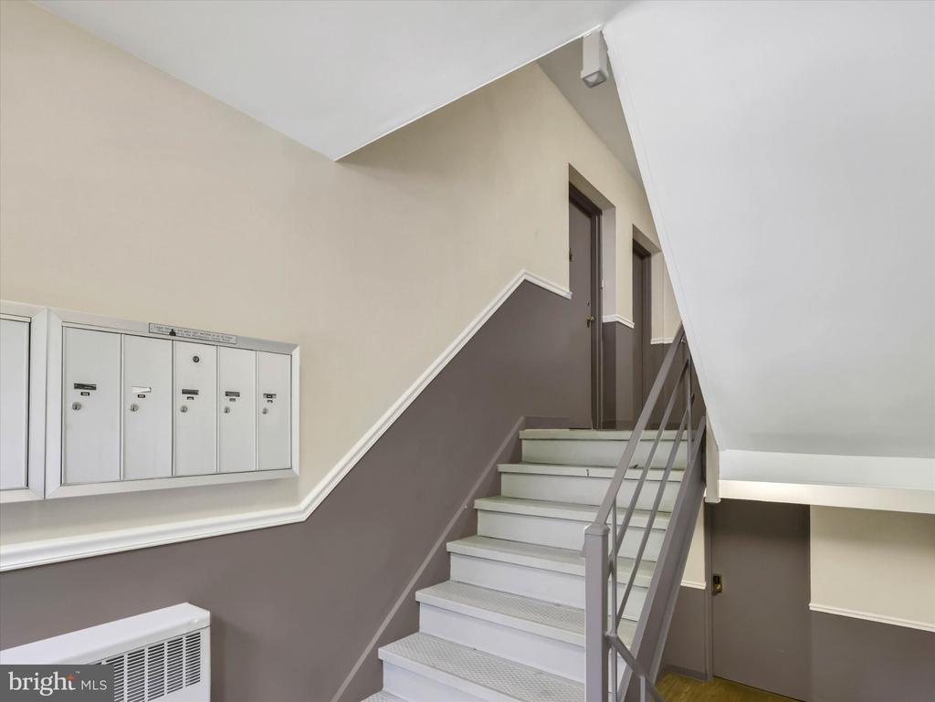 10524 WEYMOUTH STREET Unit: 202