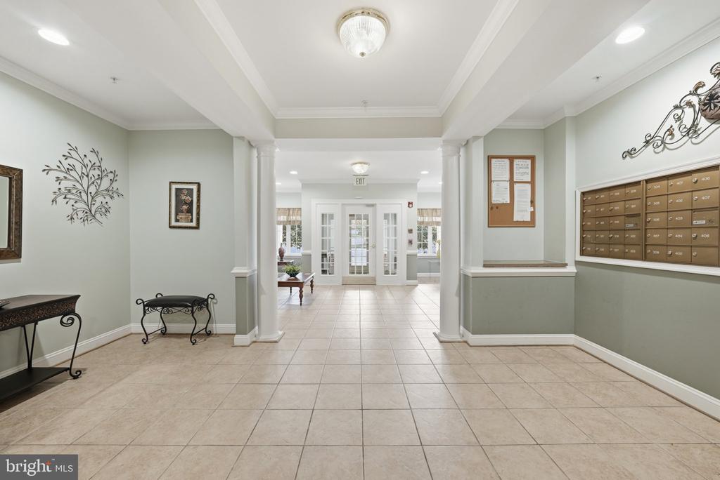 14040 NEW ACADIA LANE Unit: 405