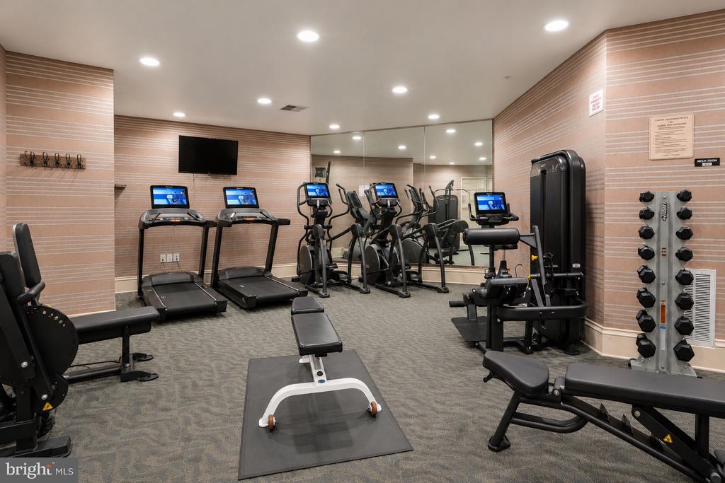 14040 NEW ACADIA LANE Unit: 405
