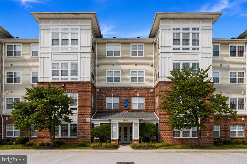 14040 NEW ACADIA LANE Unit: 405