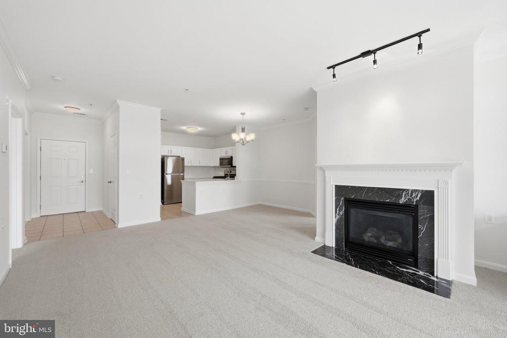 14040 NEW ACADIA LANE Unit: 405