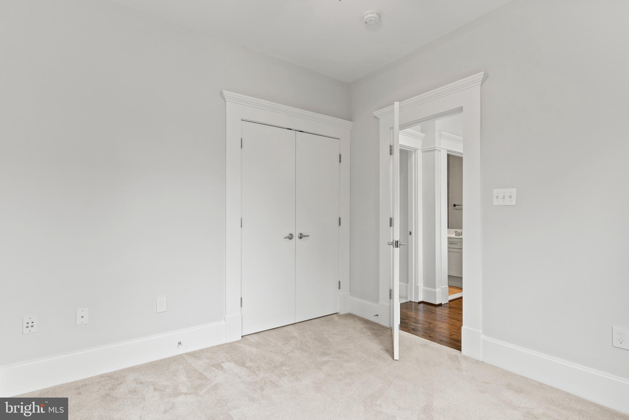 2011 N POLLARD STREET