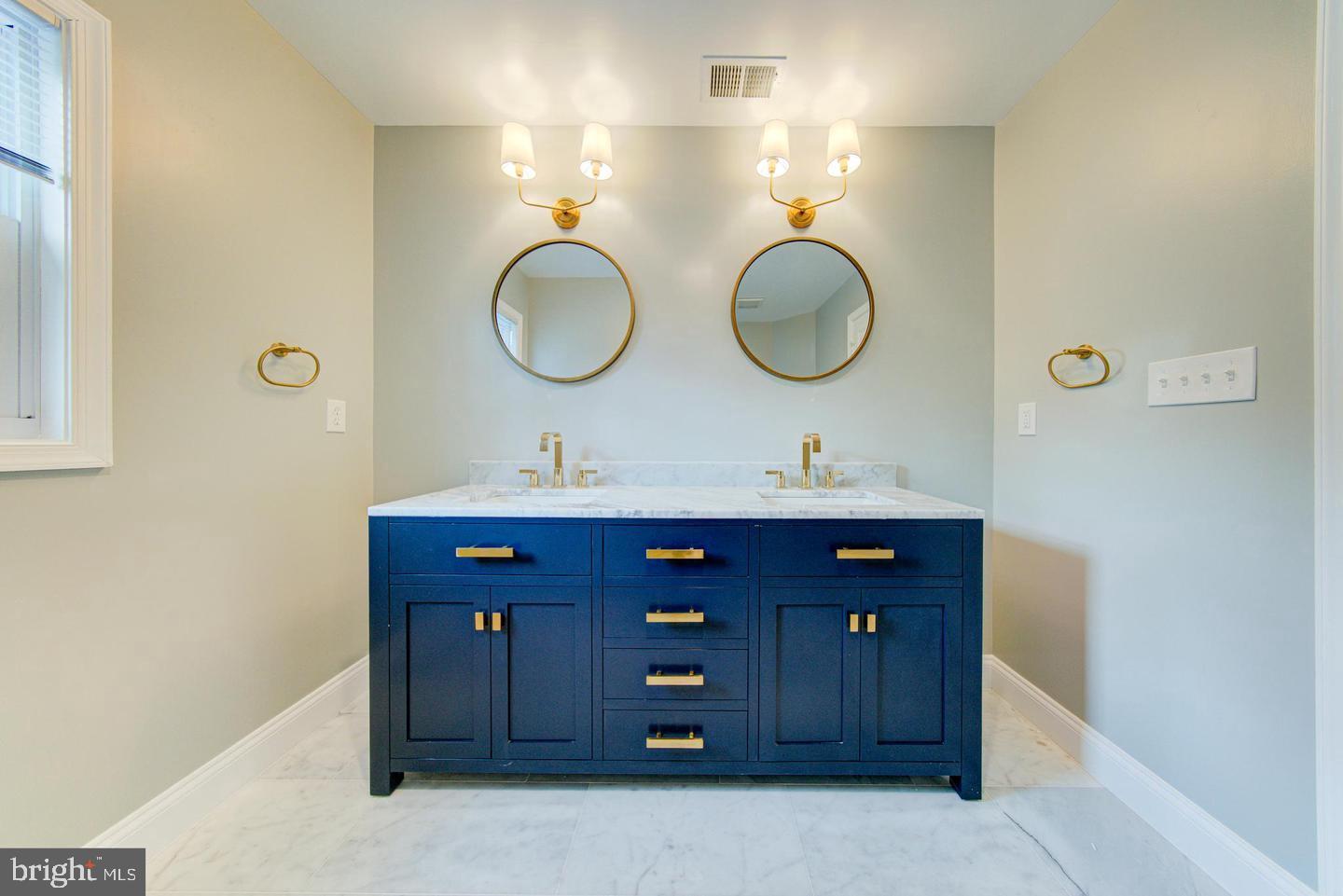 2400 S ARLINGTON RIDGE ROAD