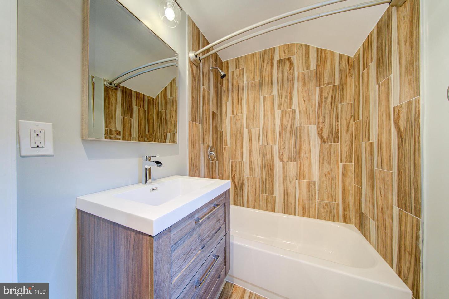 2400 S ARLINGTON RIDGE ROAD