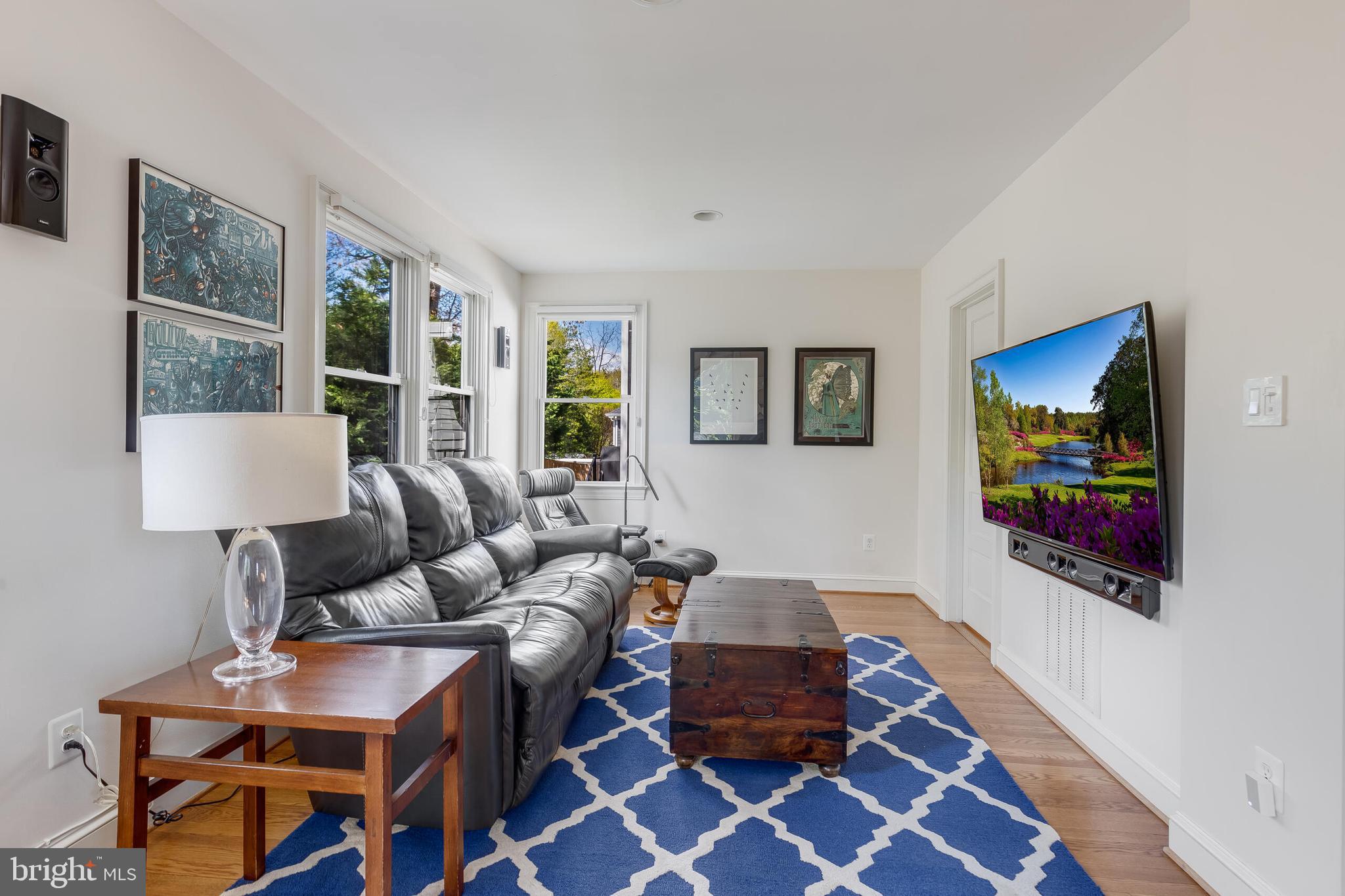 1708 N QUEBEC STREET N