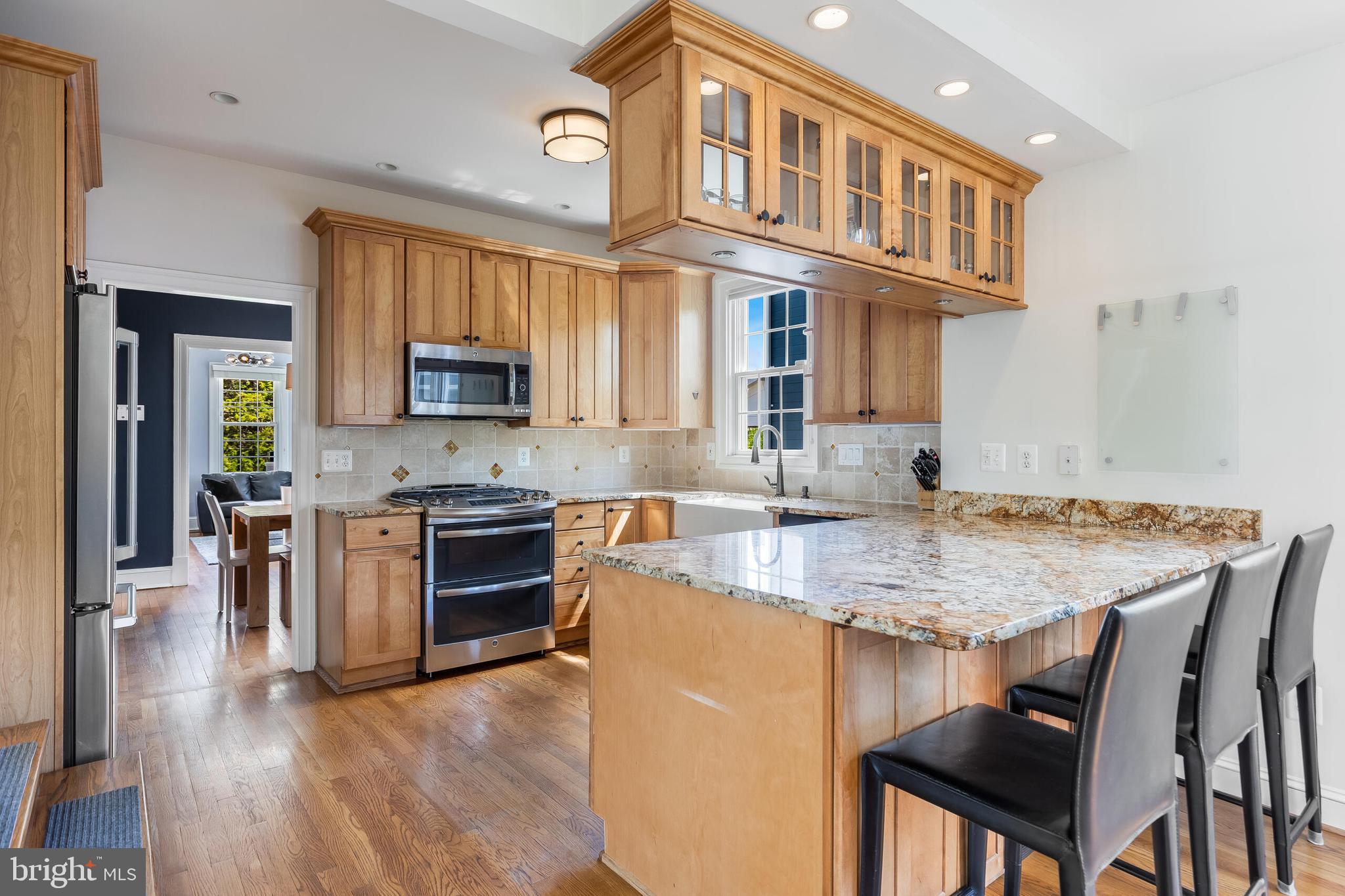 1708 N QUEBEC STREET N