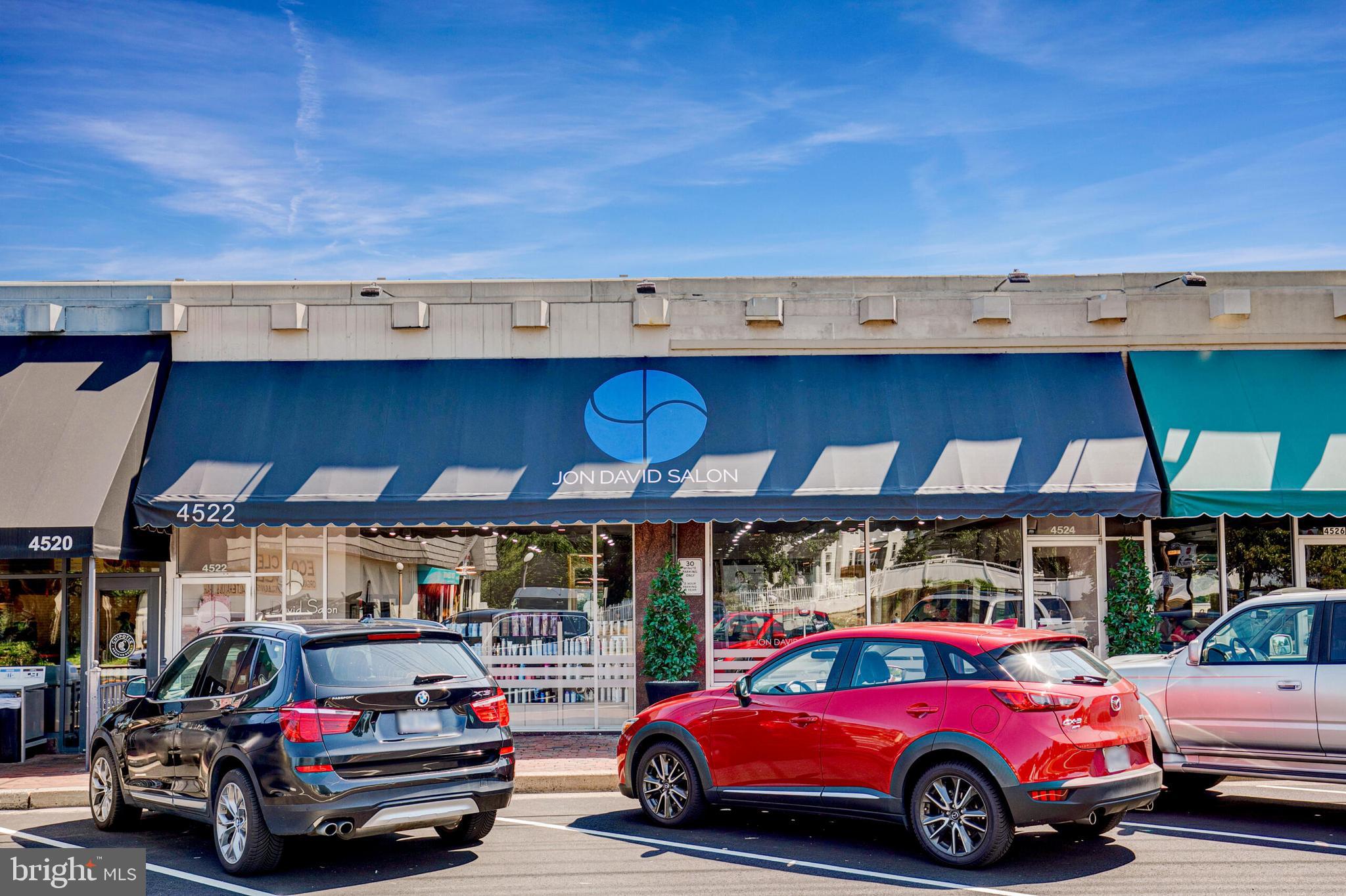 1708 N QUEBEC STREET N