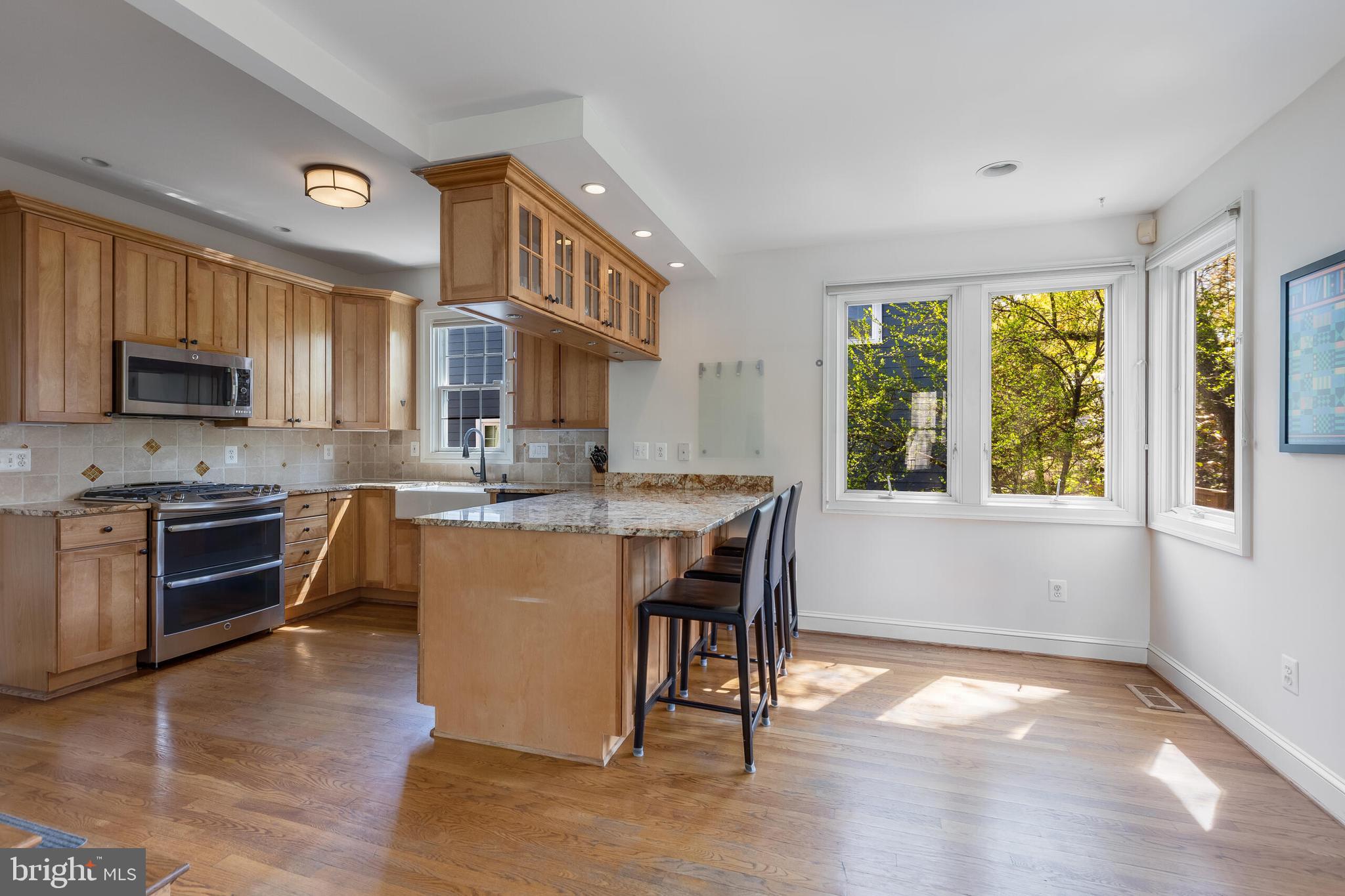 1708 N QUEBEC STREET N