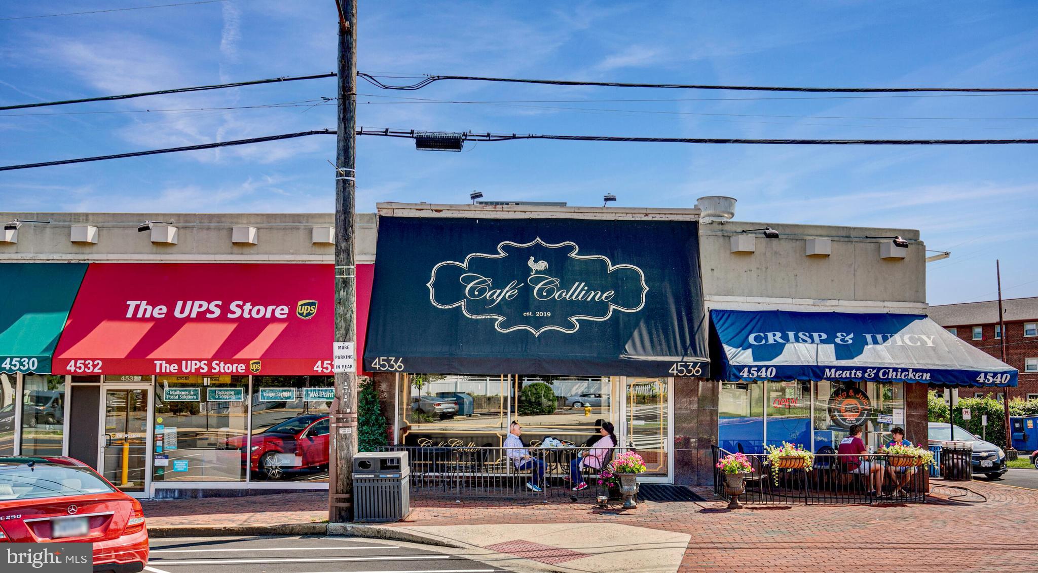 1708 N QUEBEC STREET N