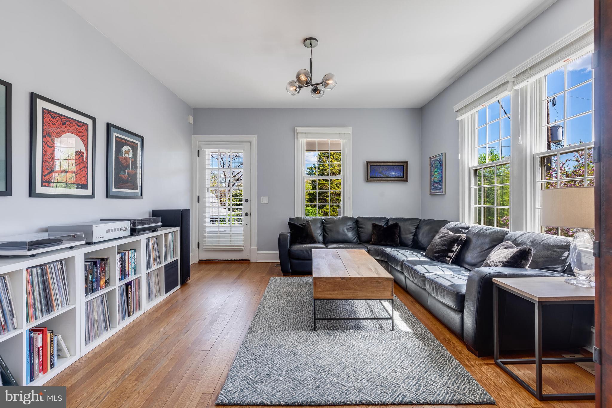 1708 N QUEBEC STREET N