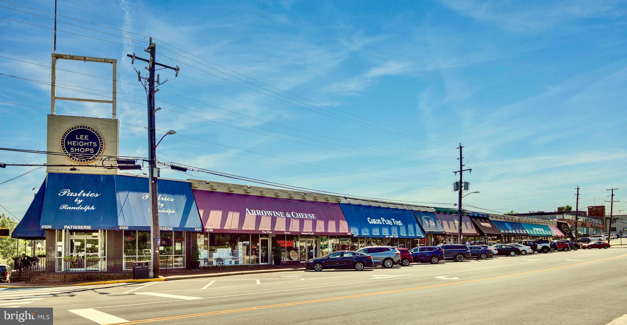 1708 N QUEBEC STREET N