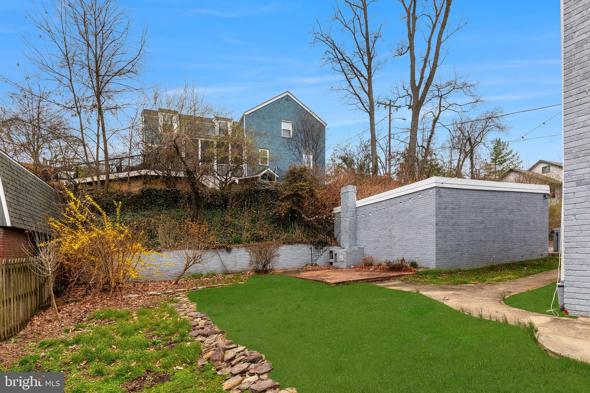 2400 S ARLINGTON RIDGE ROAD