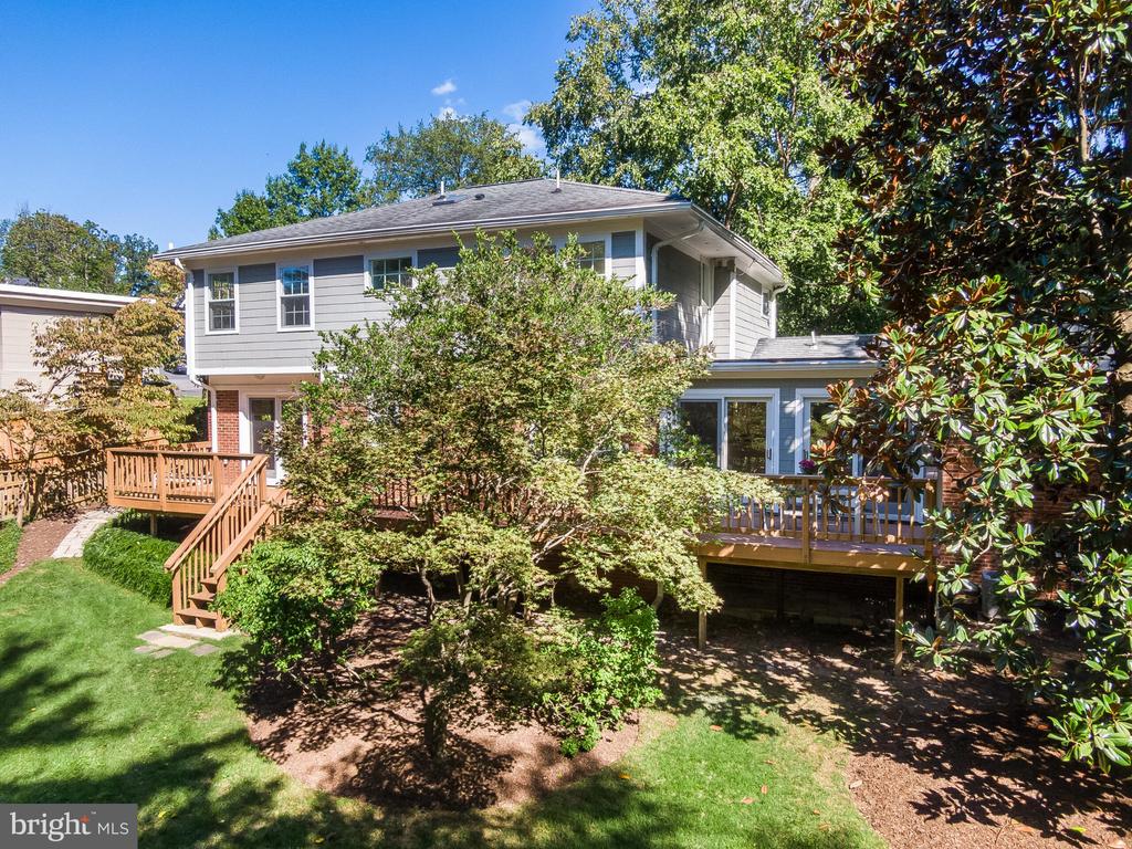 2524 N RIDGEVIEW ROAD N
