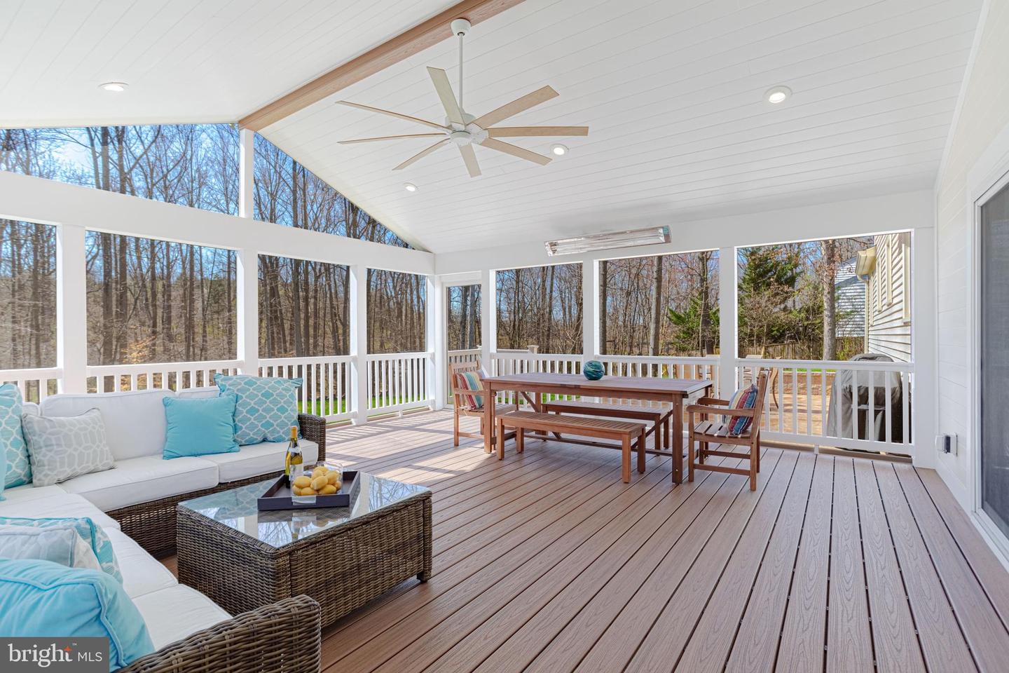 12188 HOLLY KNOLL CIRCLE