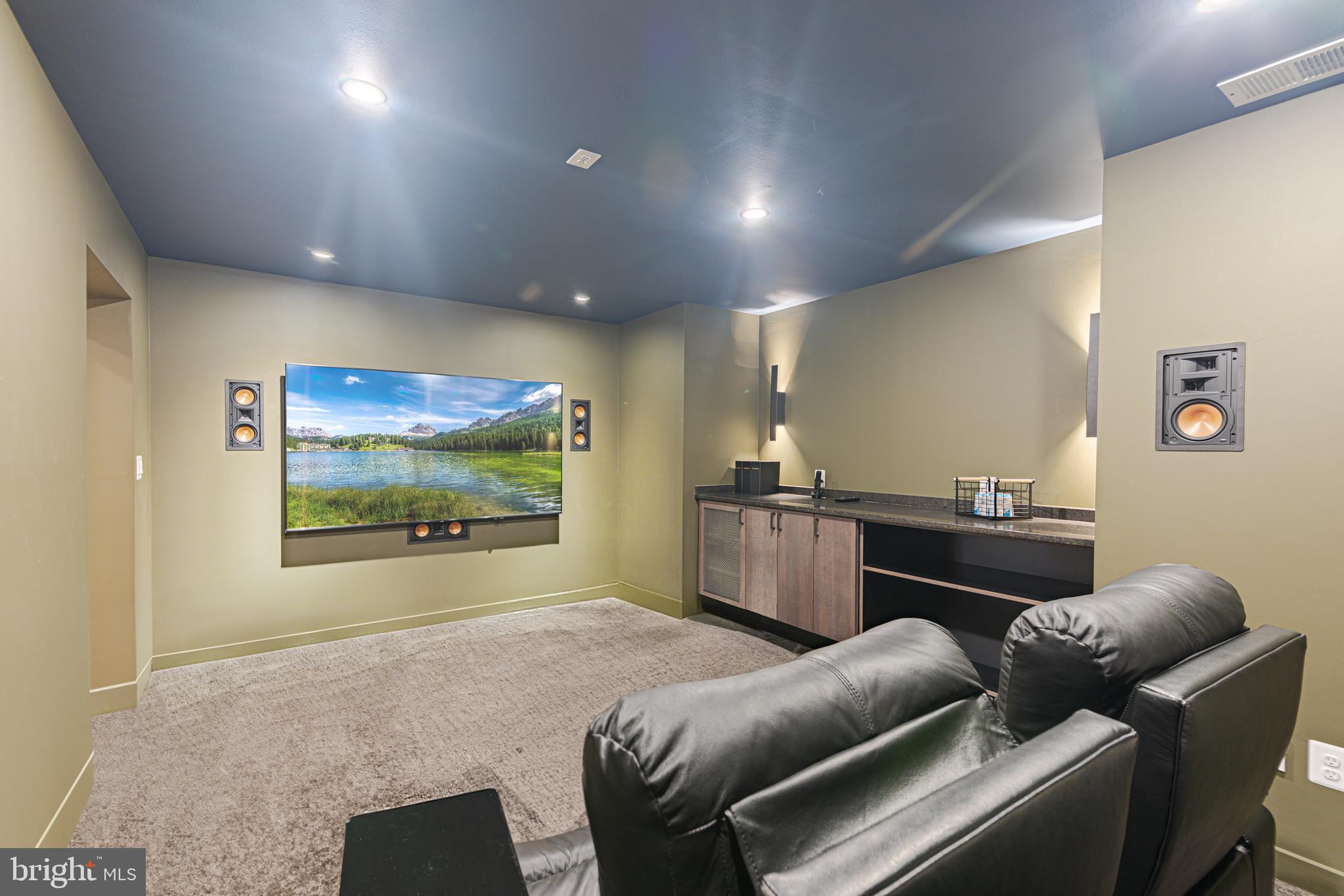 1622 WESTMORELAND STREET