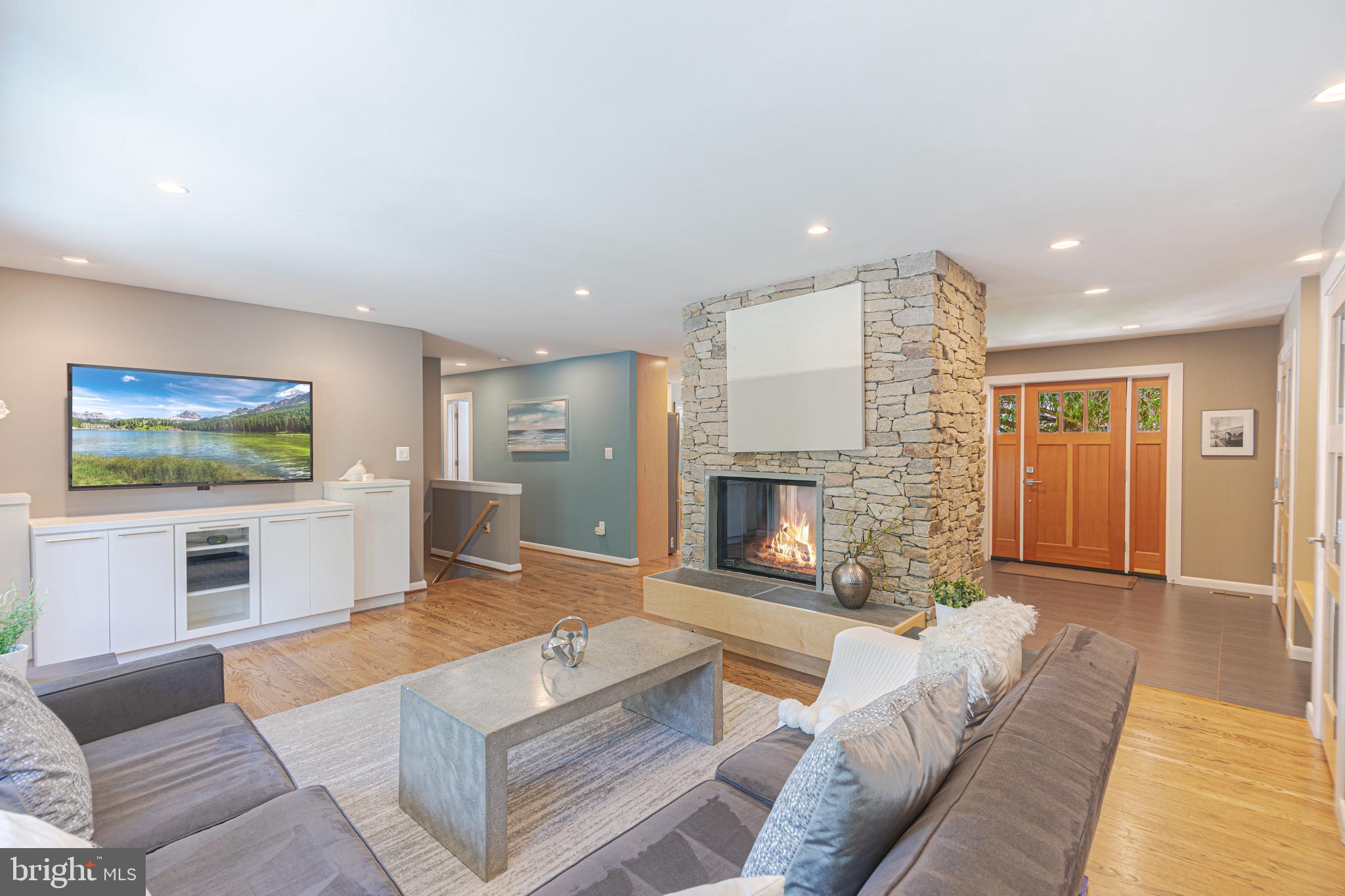 1622 WESTMORELAND STREET