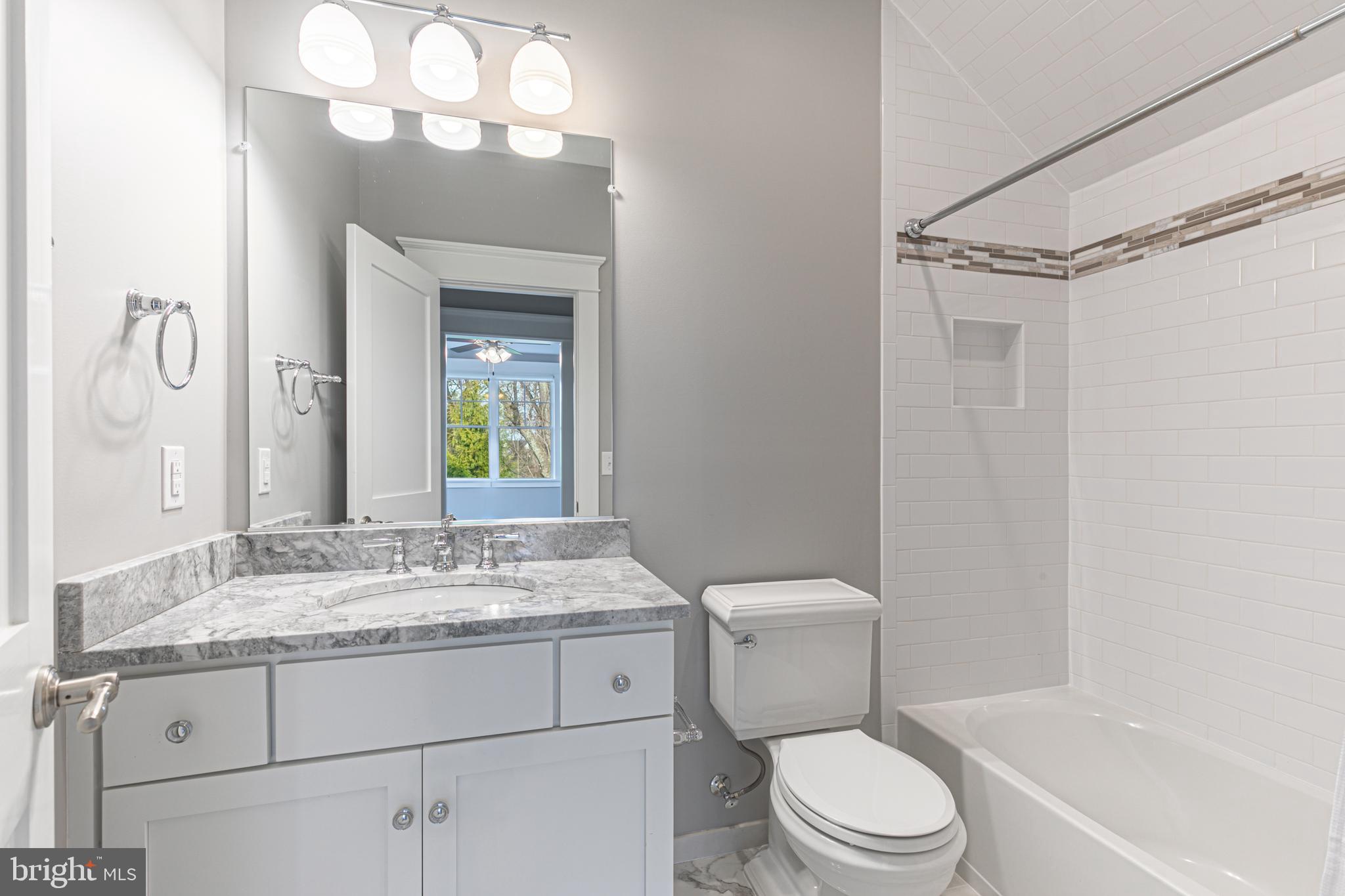 5906 Calla DRIVE