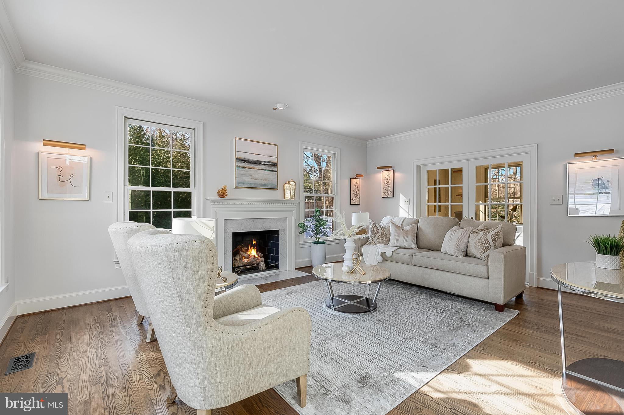 1008 Jarvis Ct