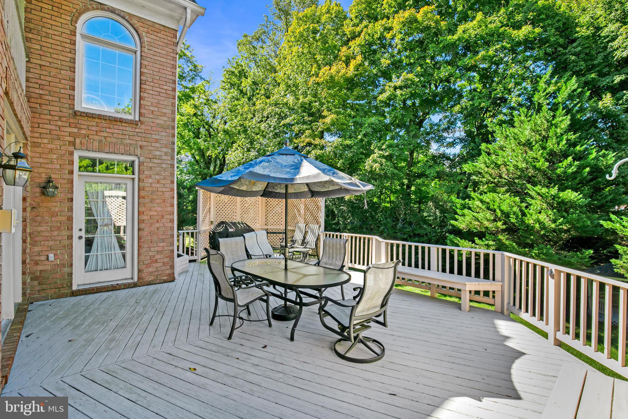 1008 Jarvis Ct