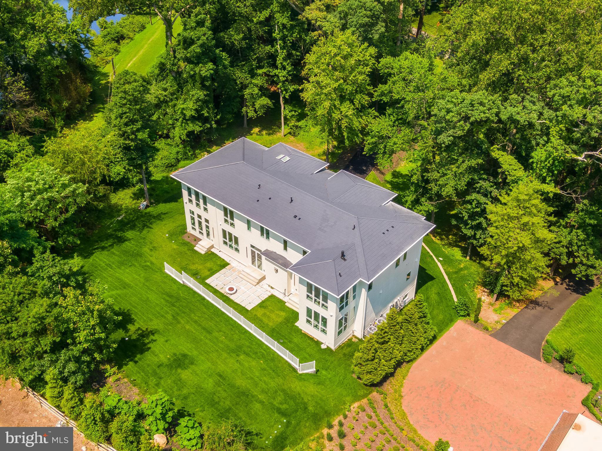8757 BROOK RD
