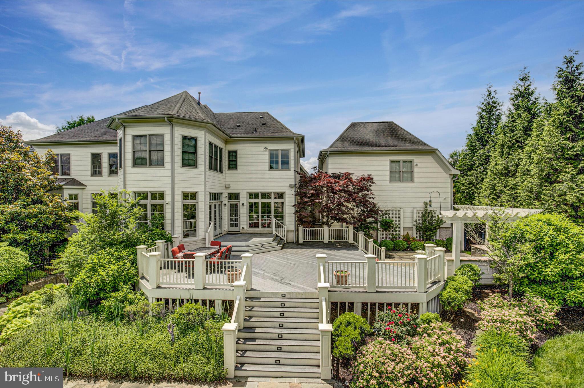 9628 Maymont Dr
