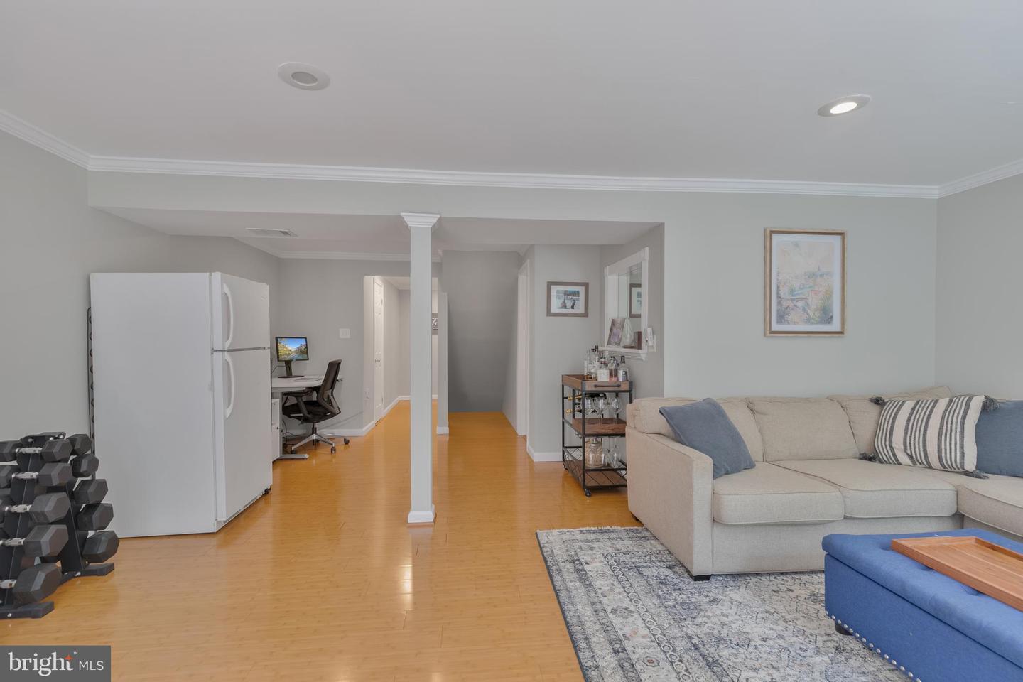 3048 Sugar Ln